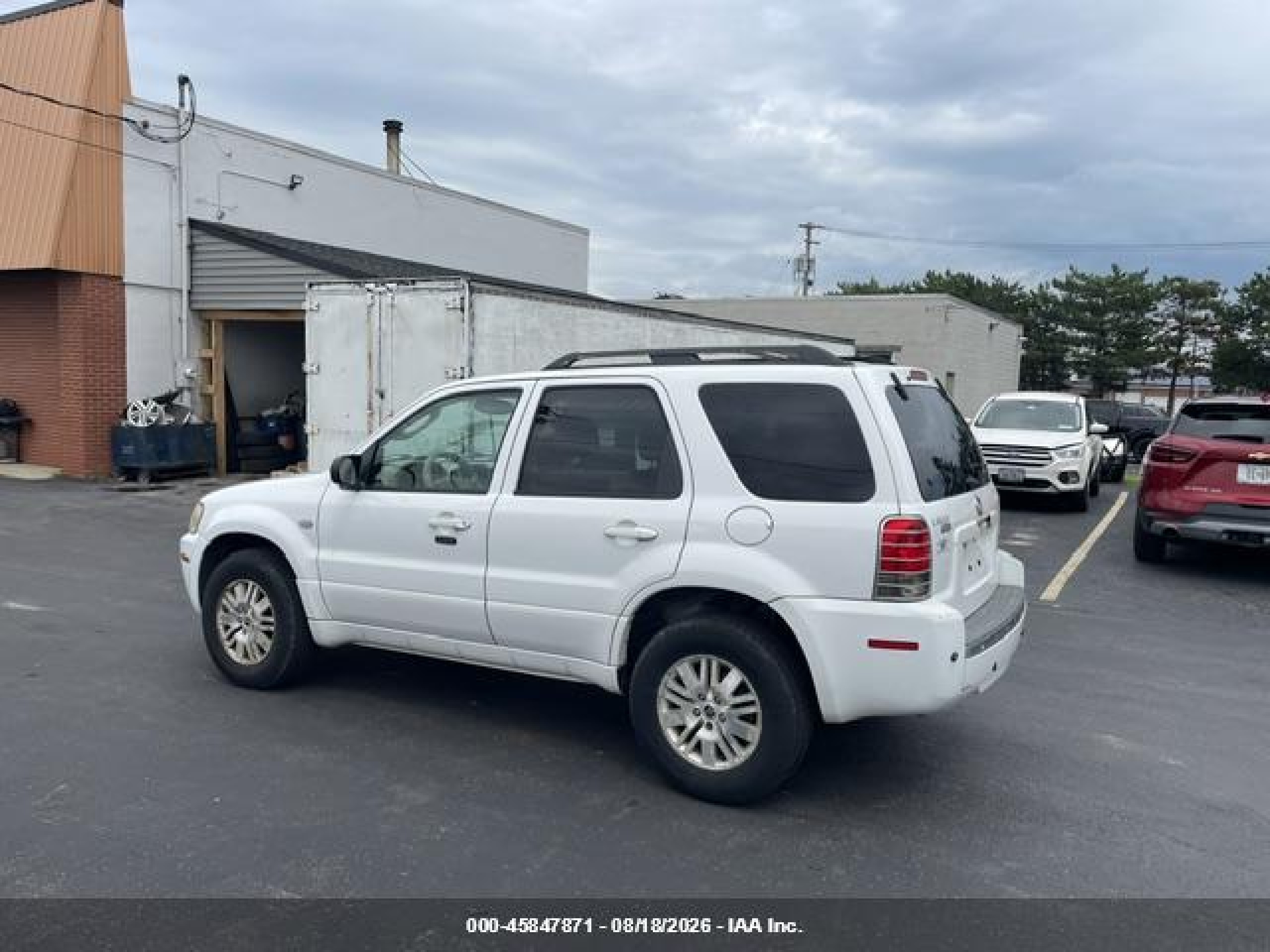 2005 Mercury Mariner   White vin: 4M2YU57105DJ14366