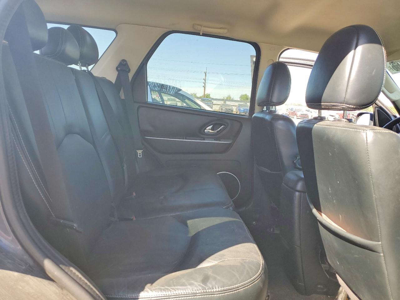 2005 Mercury Mariner Black vin: 4M2YU57115DJ10990