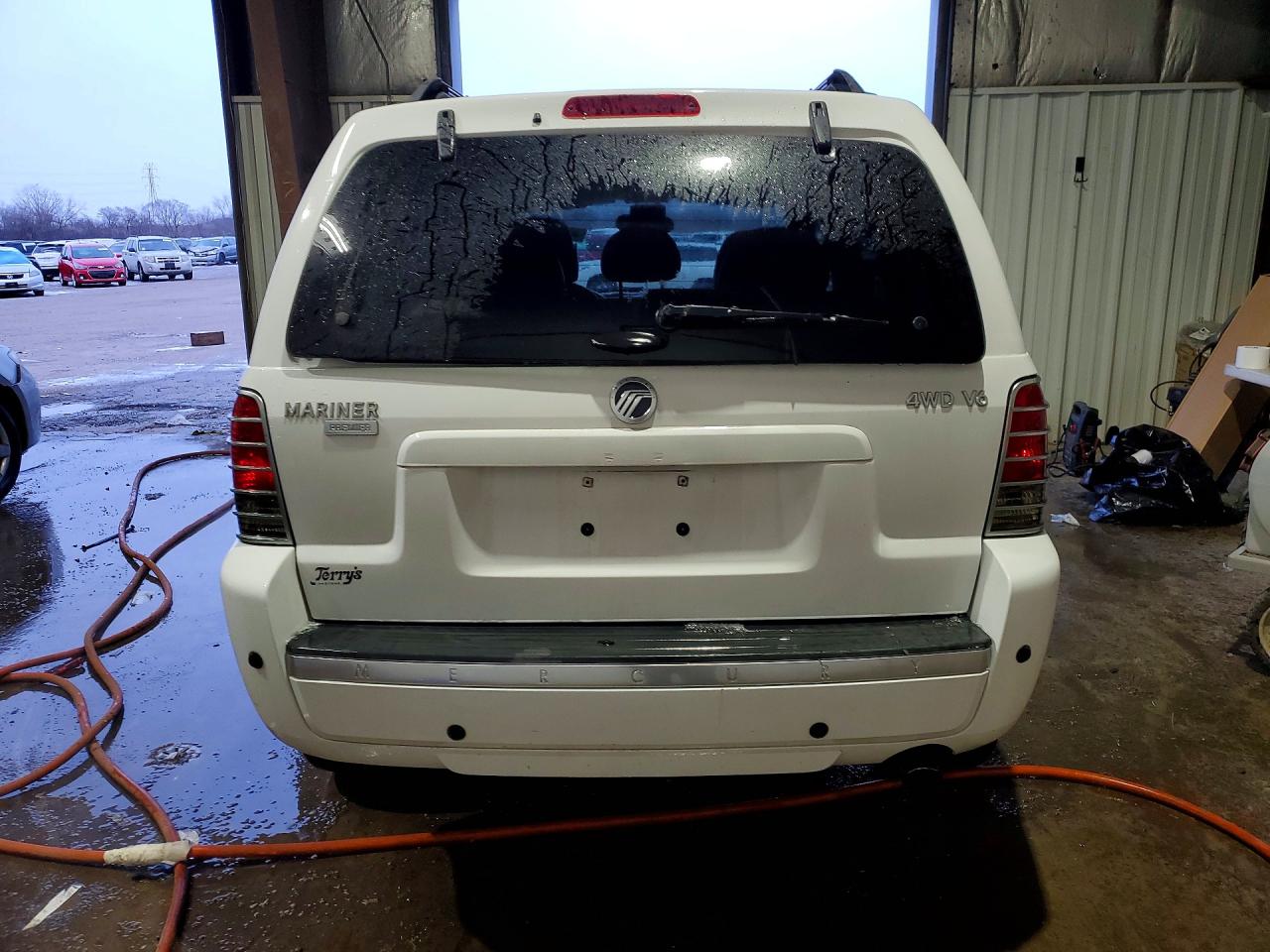 2006 Mercury Mariner White vin: 4M2YU57146DJ00892
