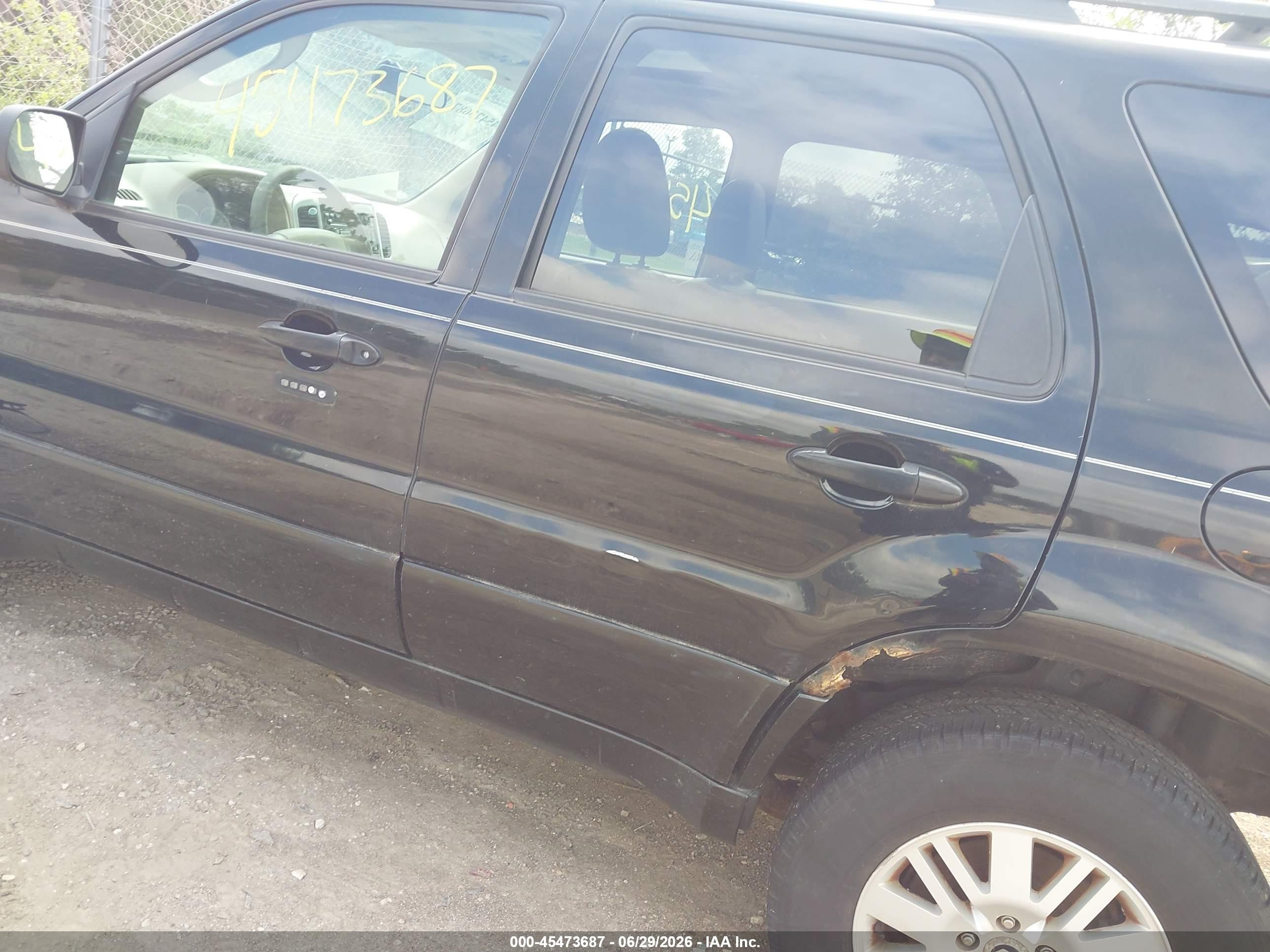 2005 Mercury Mariner Luxury/premier Черный vin: 4M2YU57155DJ04464