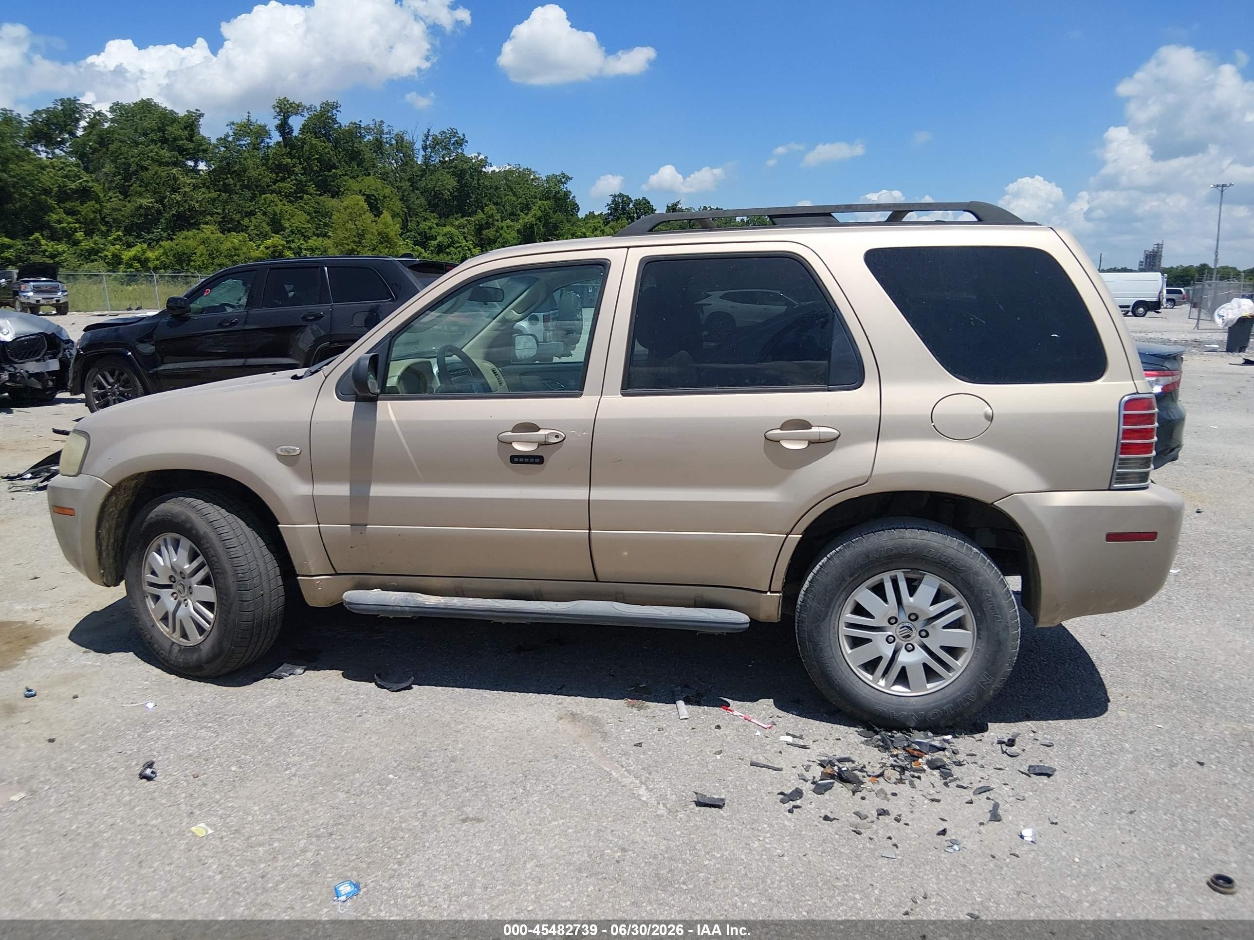 2007 Mercury Mariner Convenience Gold vin: 4M2YU80Z57KJ01712