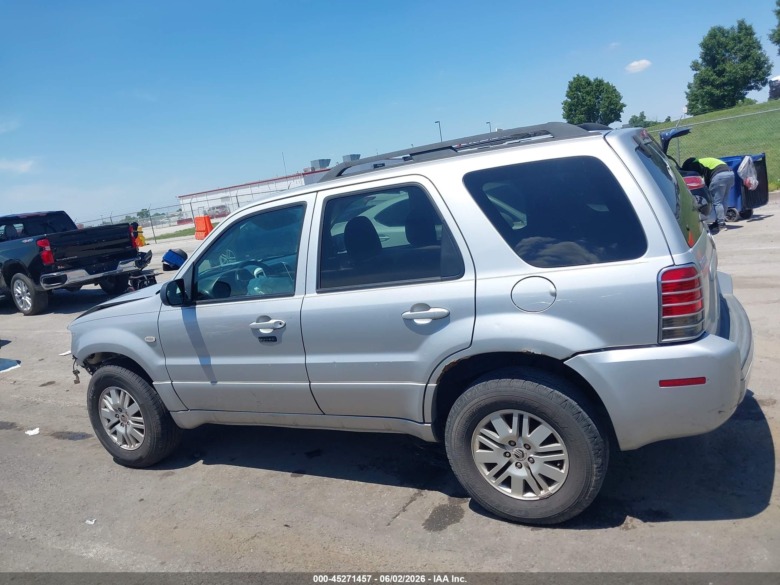 2007 Mercury Mariner Luxury Silver vin: 4M2YU81167KJ03123