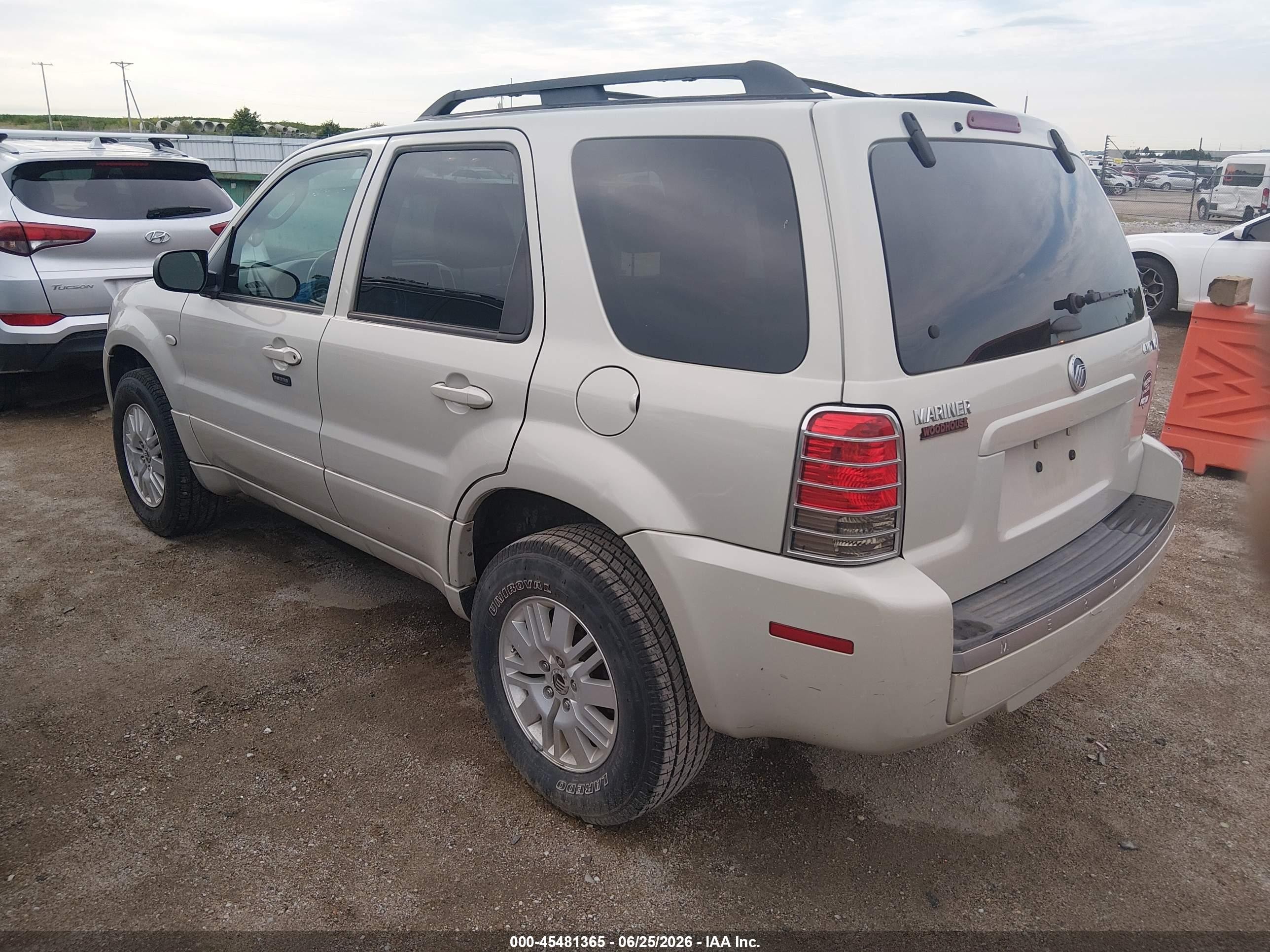 2007 Mercury Mariner Luxury Beige vin: 4M2YU91157KJ12367