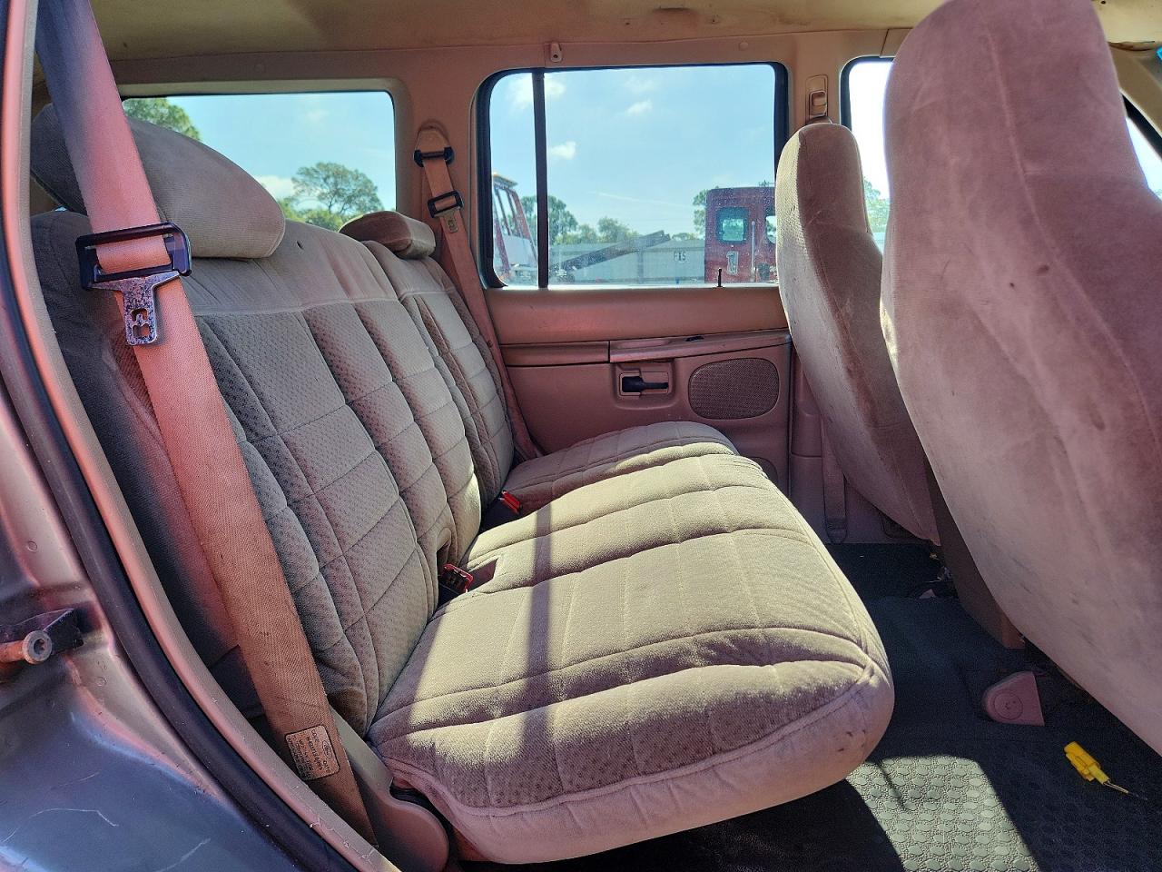 1999 Mercury Mountaineer Green vin: 4M2ZU52P1XUJ31129