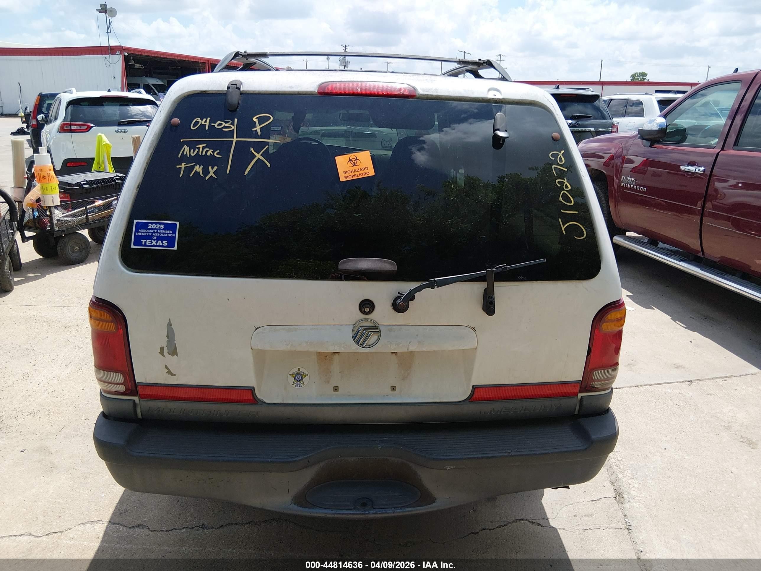 1998 Mercury Mountaineer   White vin: 4M2ZU52P2WUJ10272