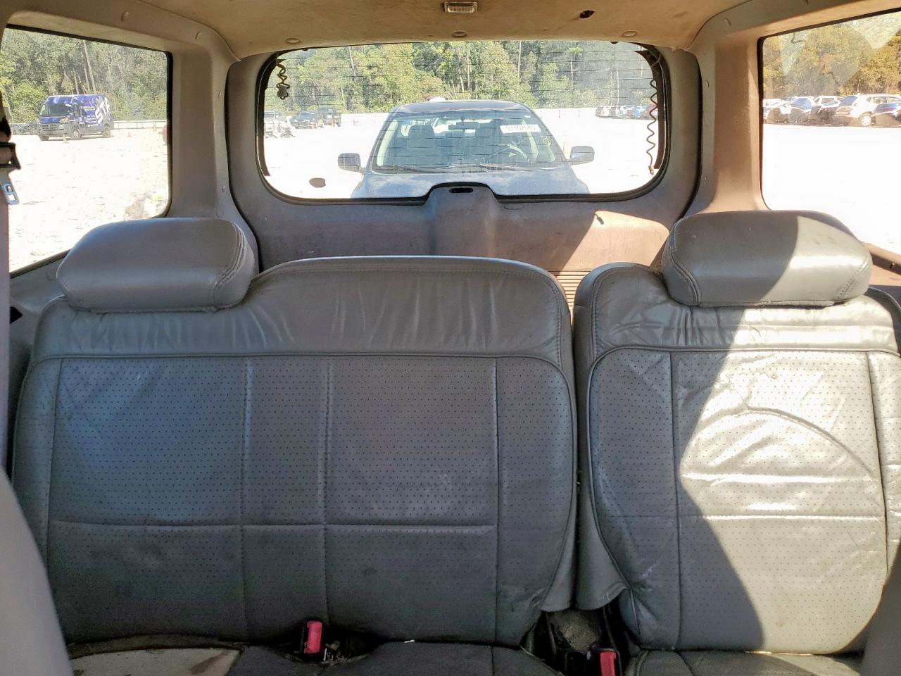 1998 Mercury Mountaineer Red vin: 4M2ZU52P7WUJ46376