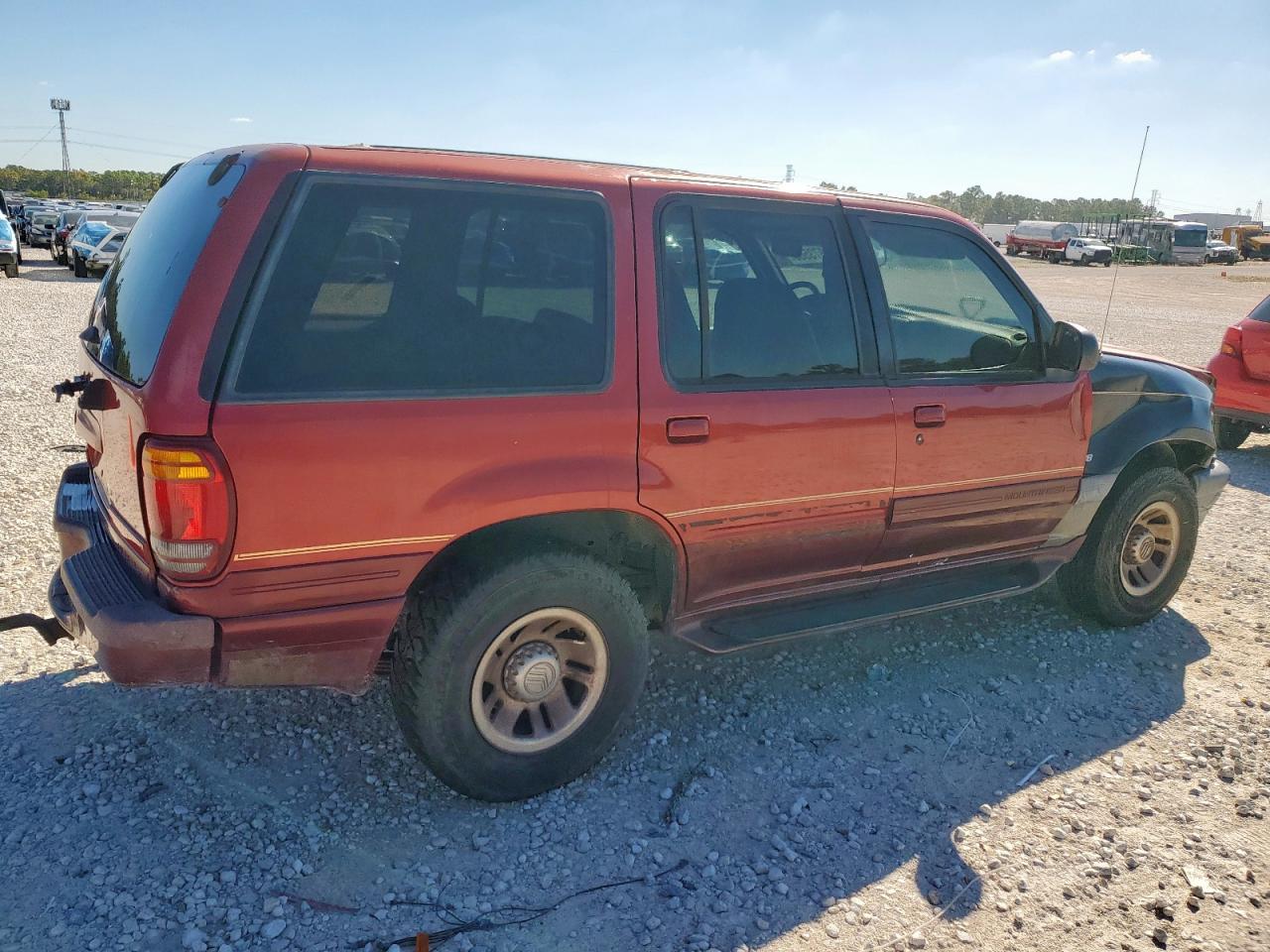 1998 Mercury Mountaineer Red vin: 4M2ZU52P7WUJ46376