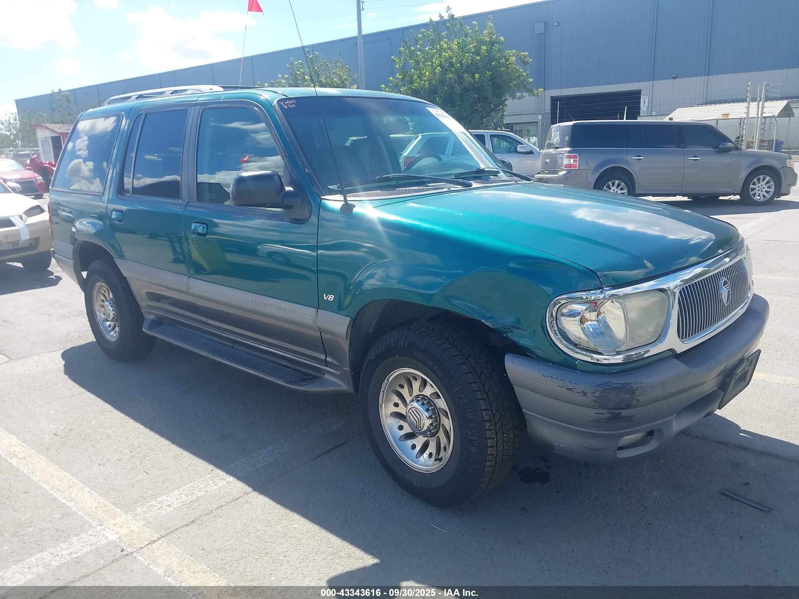 4M2ZU52P8WUJ11216