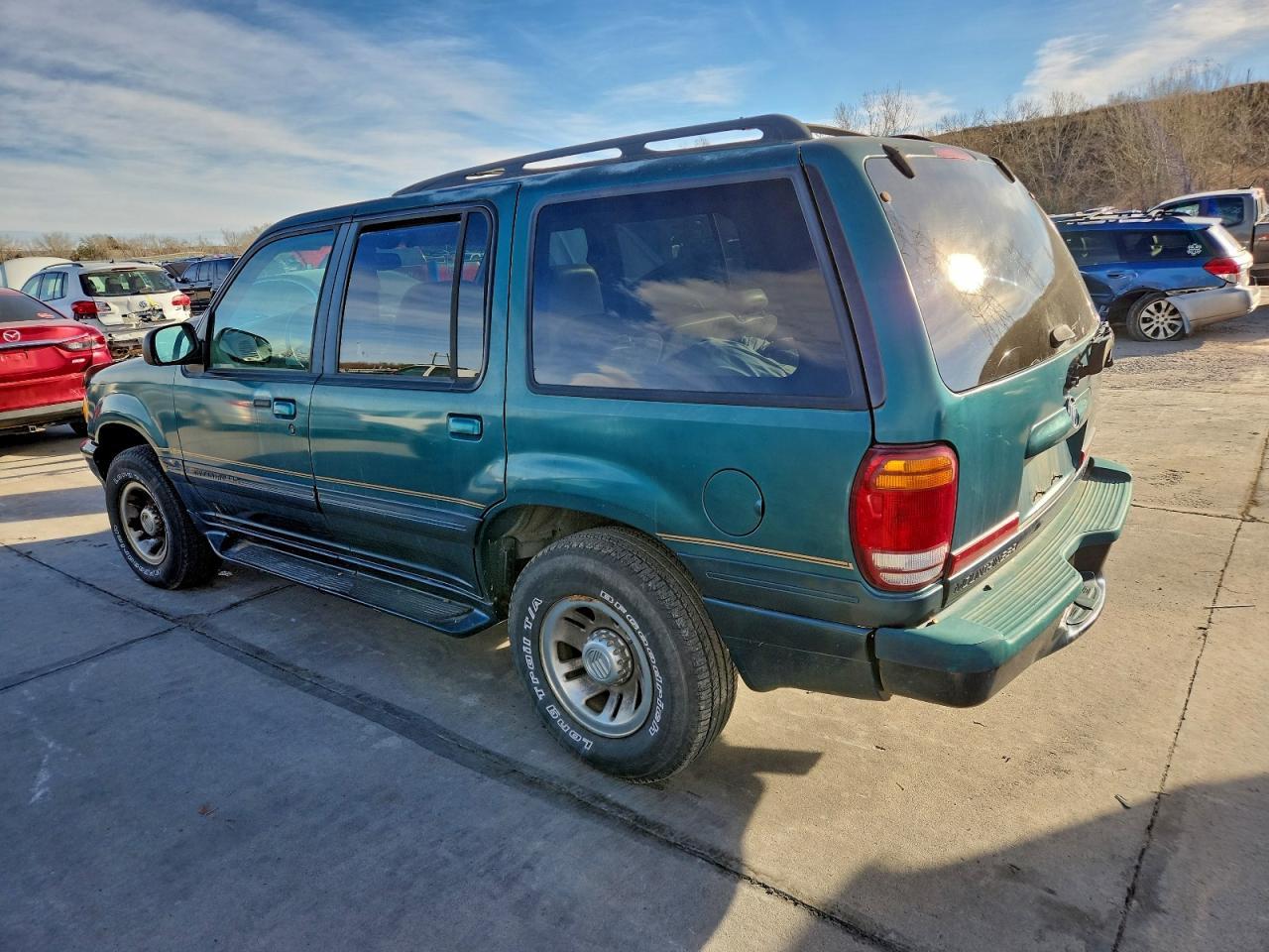 1998 Mercury Mountaineer Green vin: 4M2ZU55P5WUJ10939
