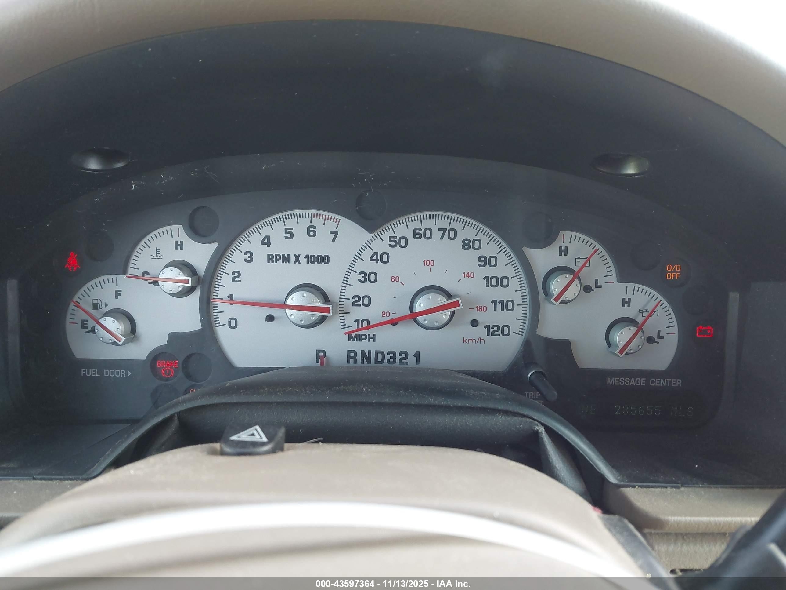 2002 Mercury Mountaineer   Желто-коричневый vin: 4M2ZU66E12ZJ22781