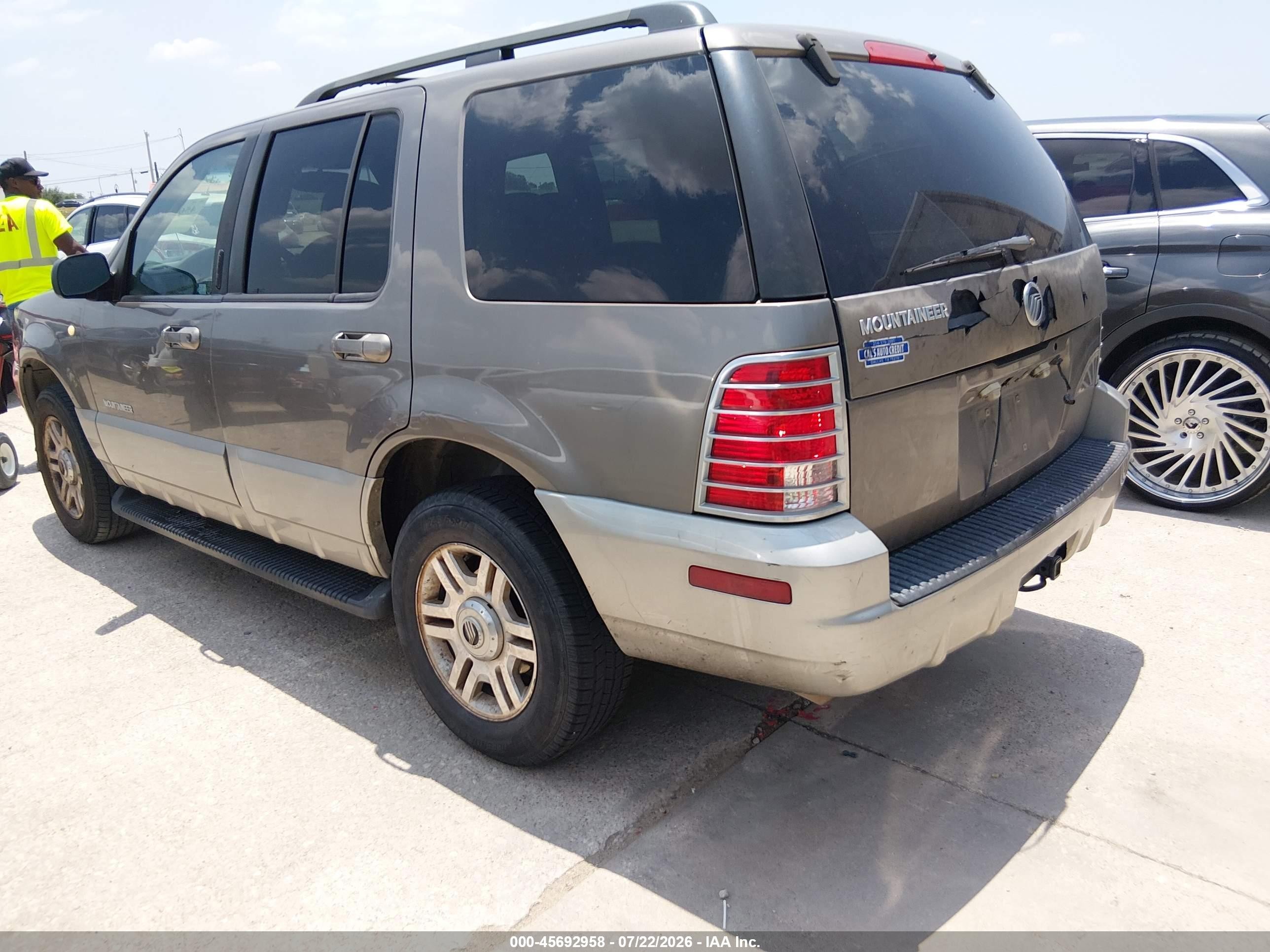 2002 Mercury Mountaineer   Gray vin: 4M2ZU66K12ZJ38579