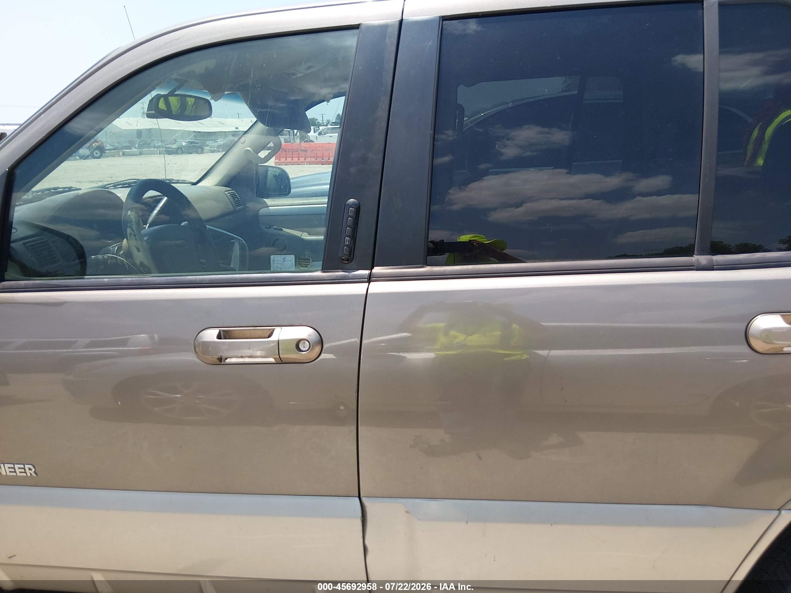 2002 Mercury Mountaineer   Gray vin: 4M2ZU66K12ZJ38579