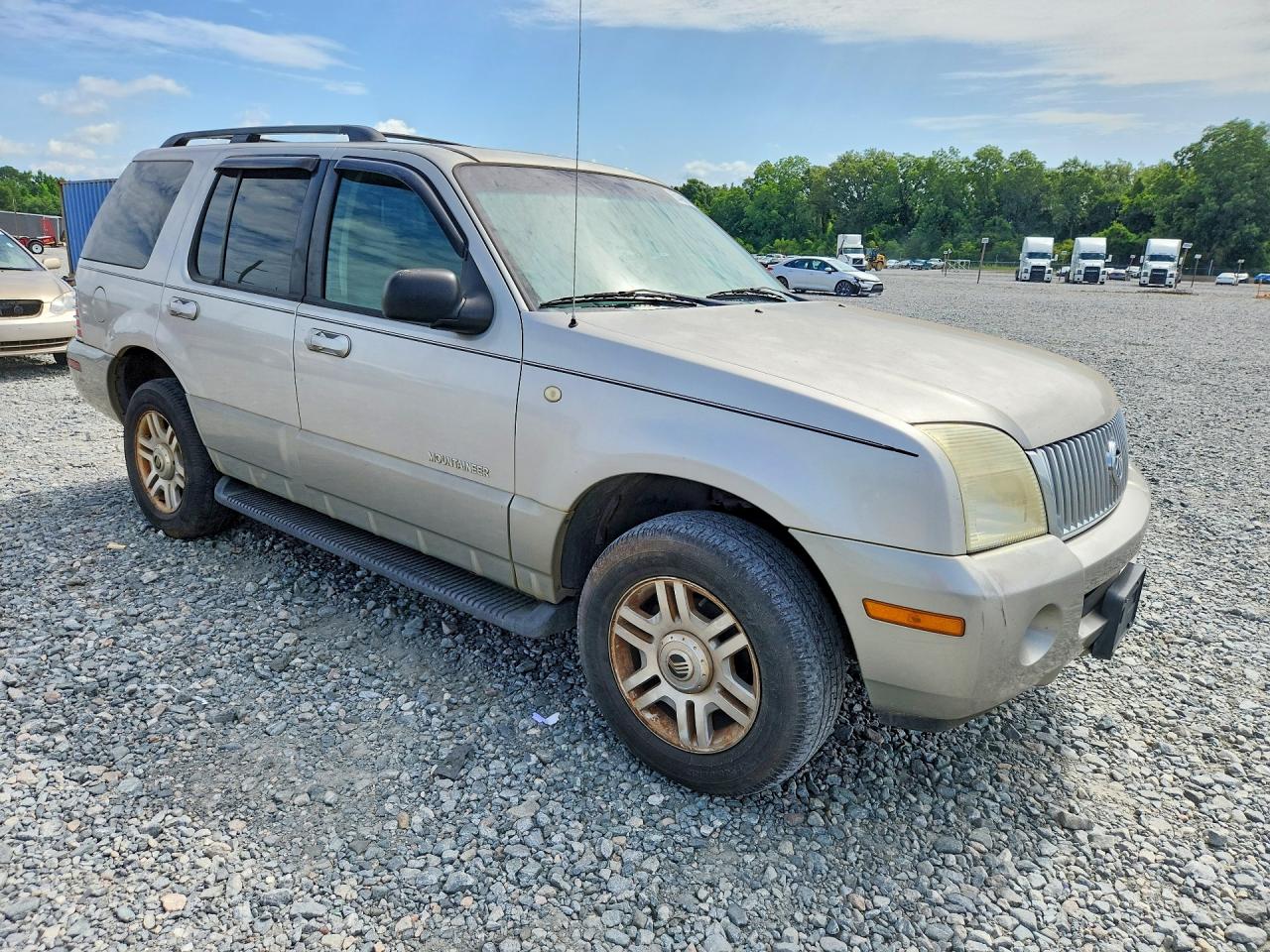 2002 Mercury Mountaineer Silver vin: 4M2ZU66K32UJ37012