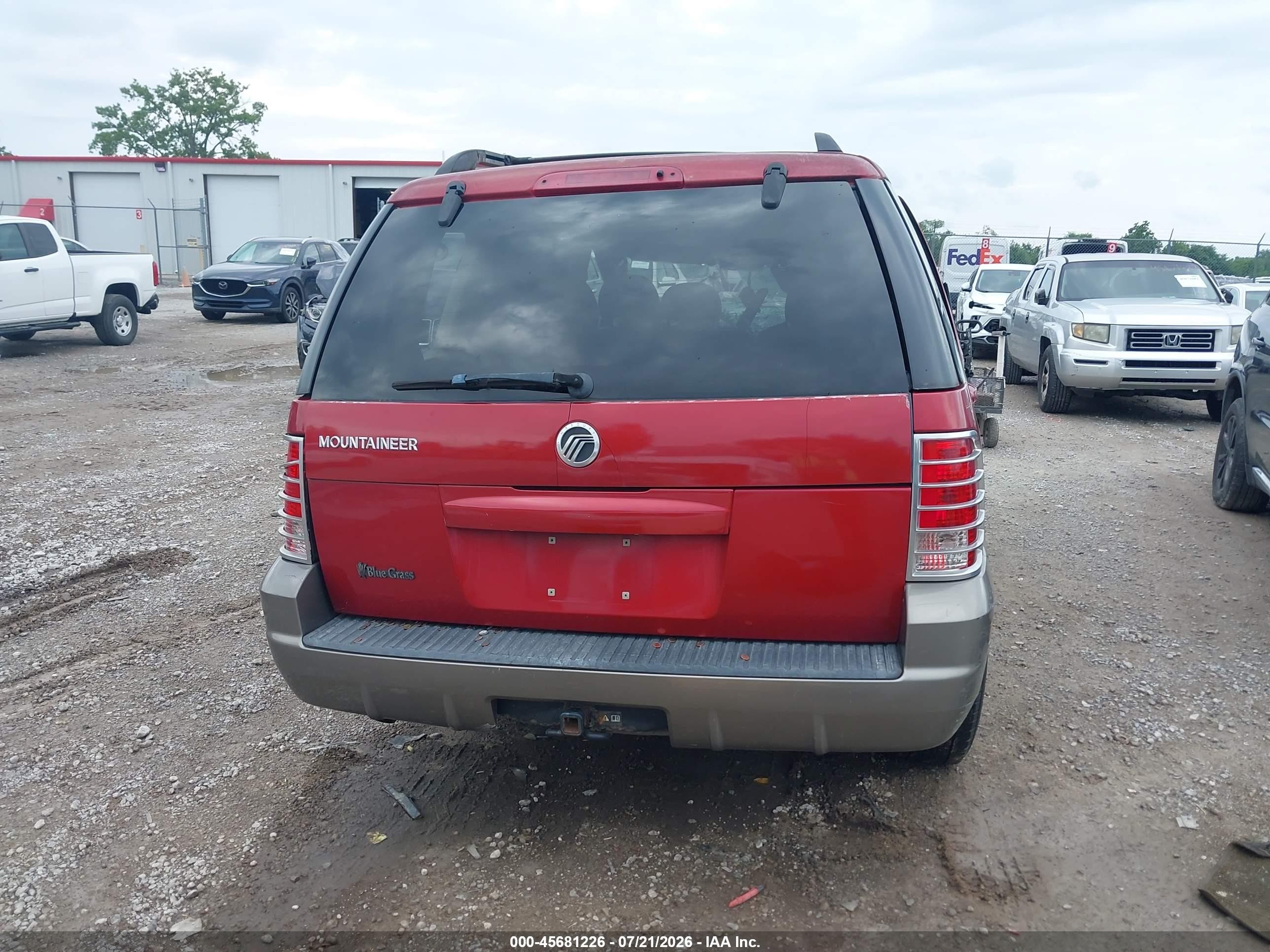 2003 Mercury Mountaineer   Red vin: 4M2ZU66K33UJ09745