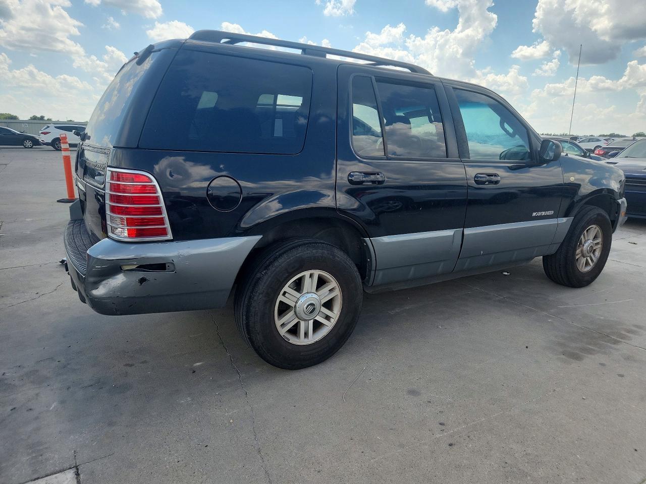 2002 Mercury Mountaineer Black vin: 4M2ZU66K42UJ35883