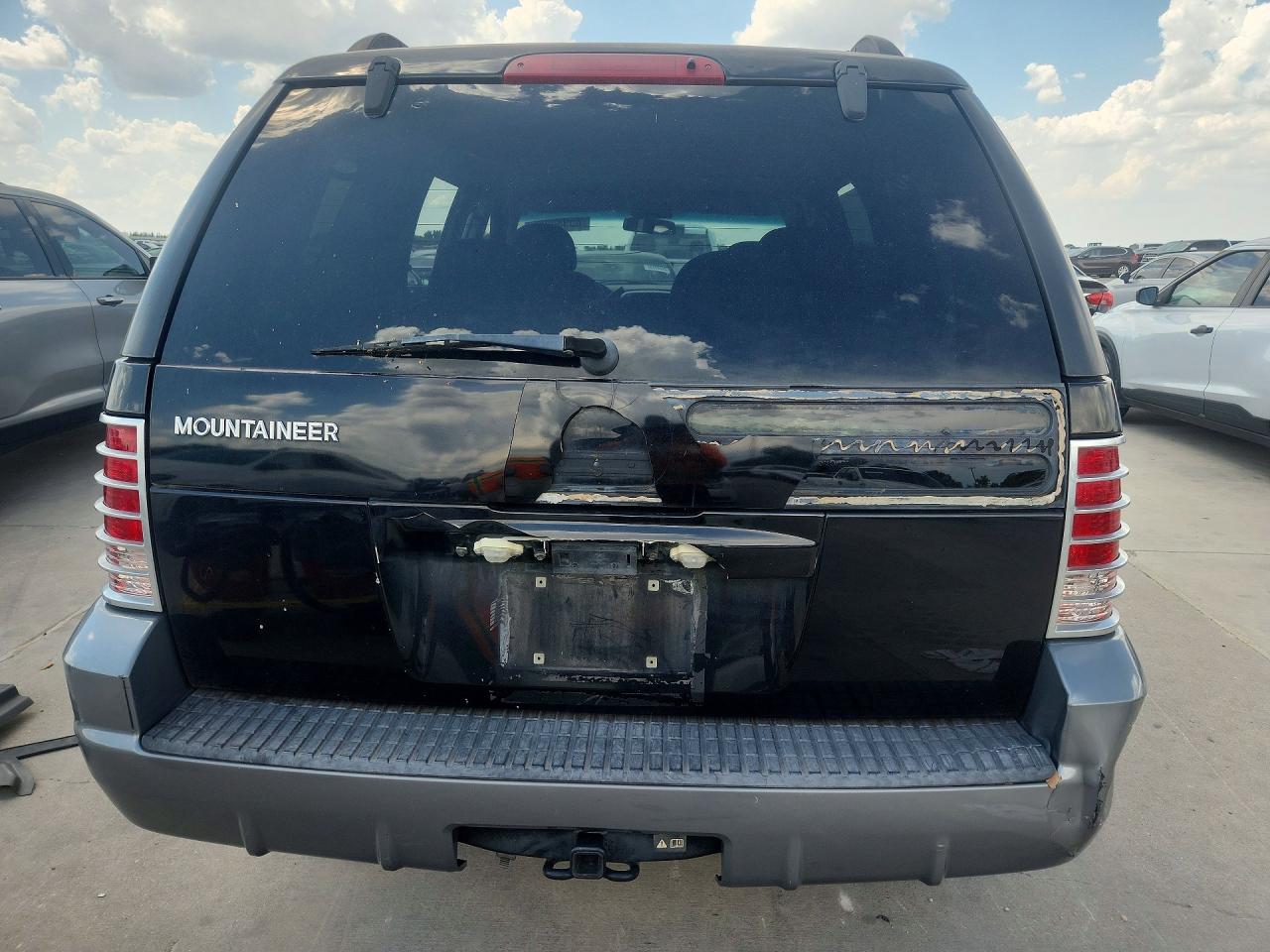 2002 Mercury Mountaineer Black vin: 4M2ZU66K42UJ35883
