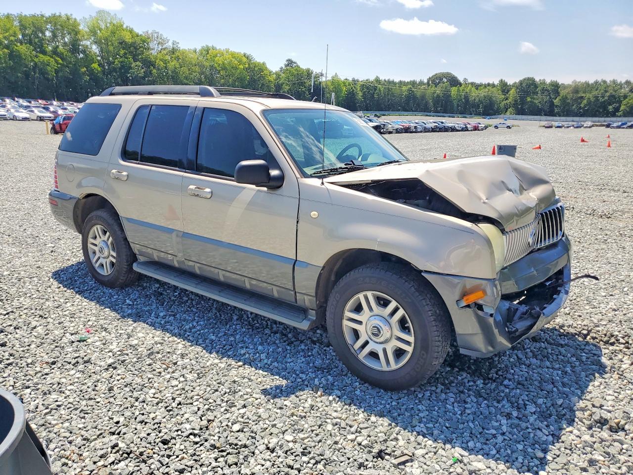 2005 Mercury Mountaineer Gold vin: 4M2ZU66K55ZJ01488