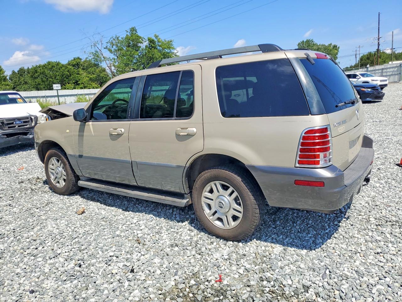 2005 Mercury Mountaineer Gold vin: 4M2ZU66K55ZJ01488