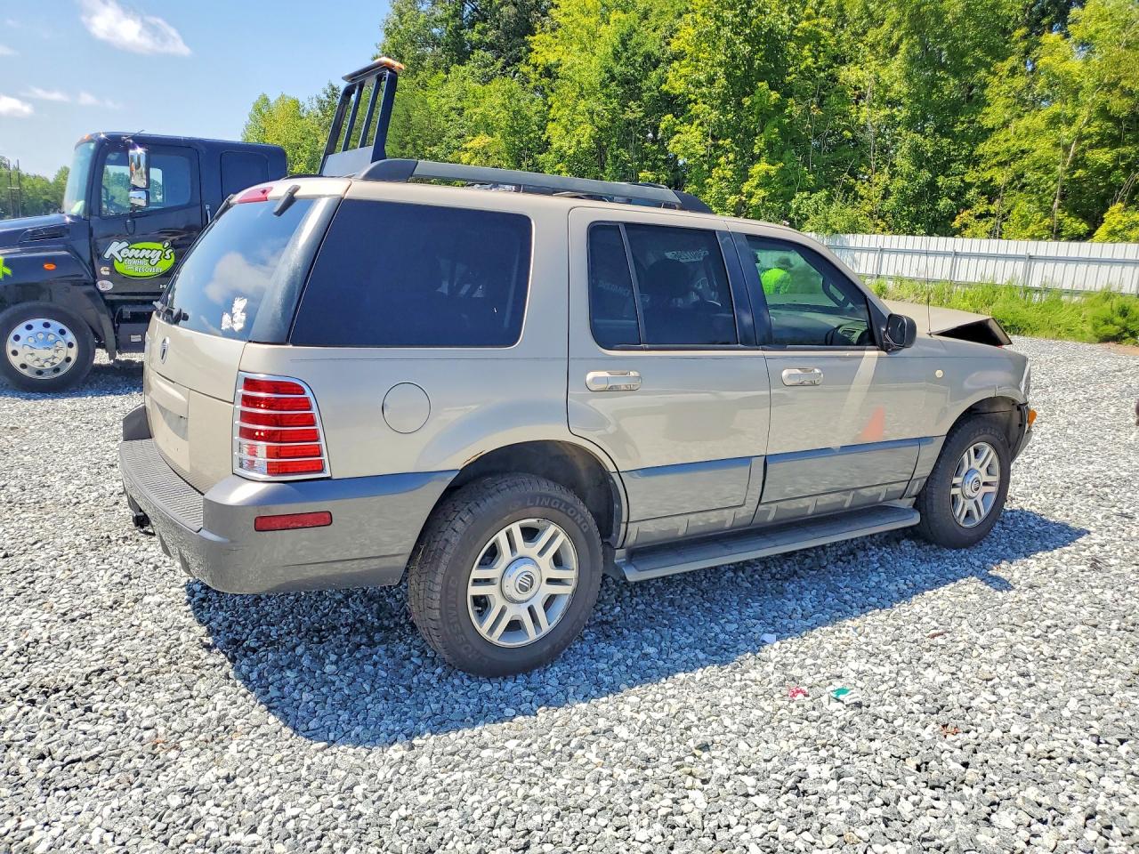 2005 Mercury Mountaineer Gold vin: 4M2ZU66K55ZJ01488
