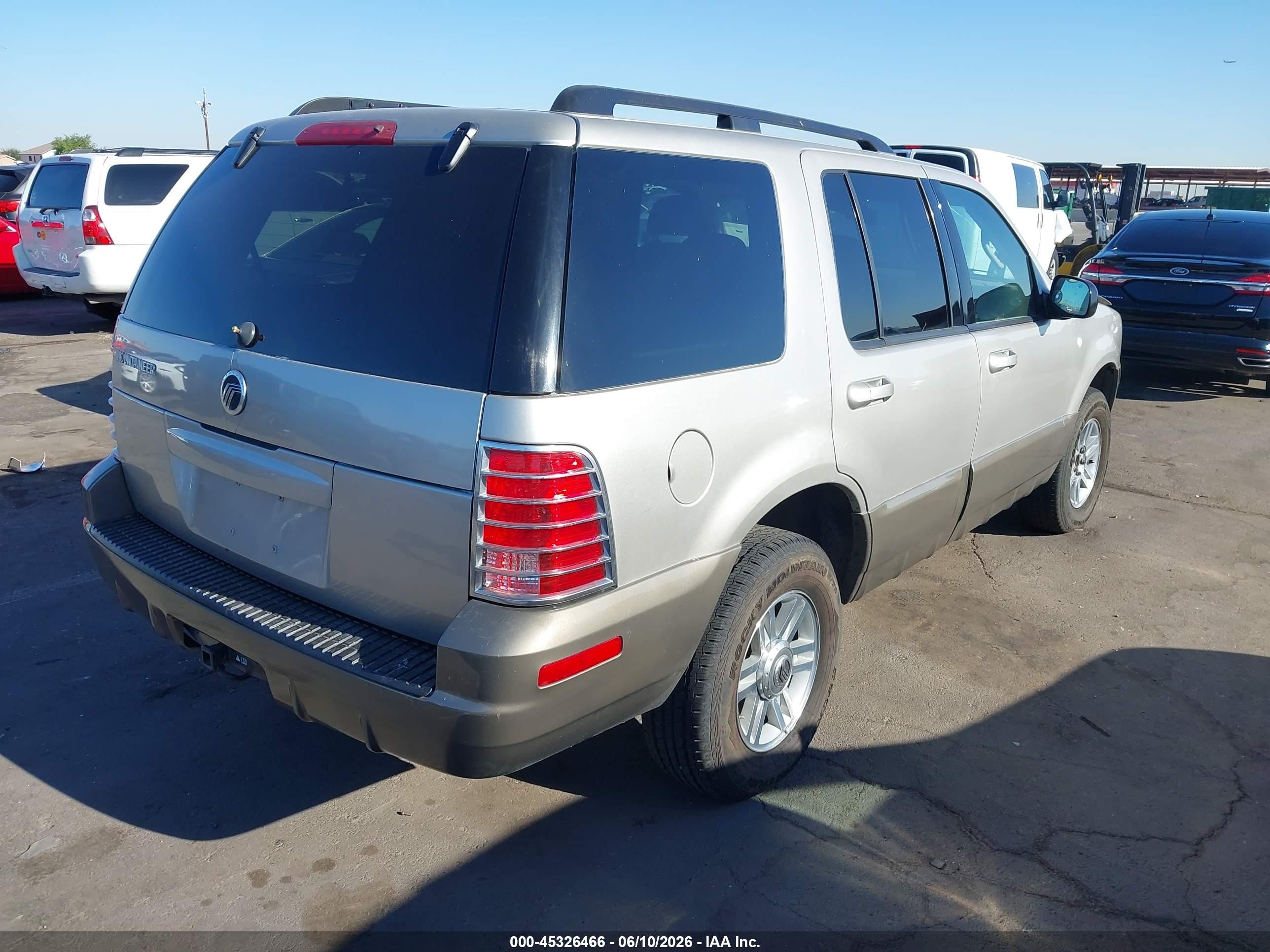 2003 Mercury Mountaineer   Tan vin: 4M2ZU66K63UJ15510