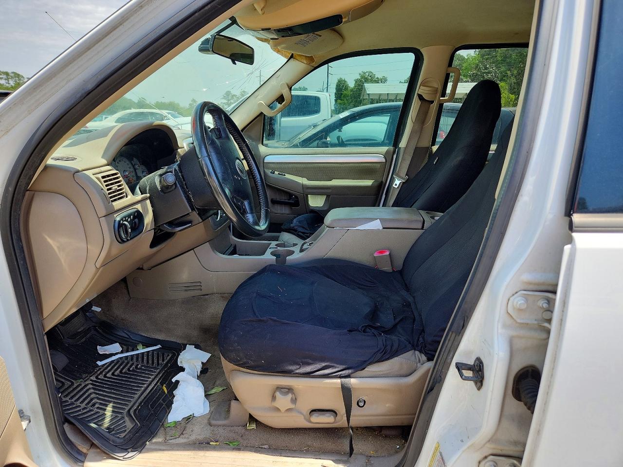 2005 Mercury Mountaineer White vin: 4M2ZU66K75UJ04745