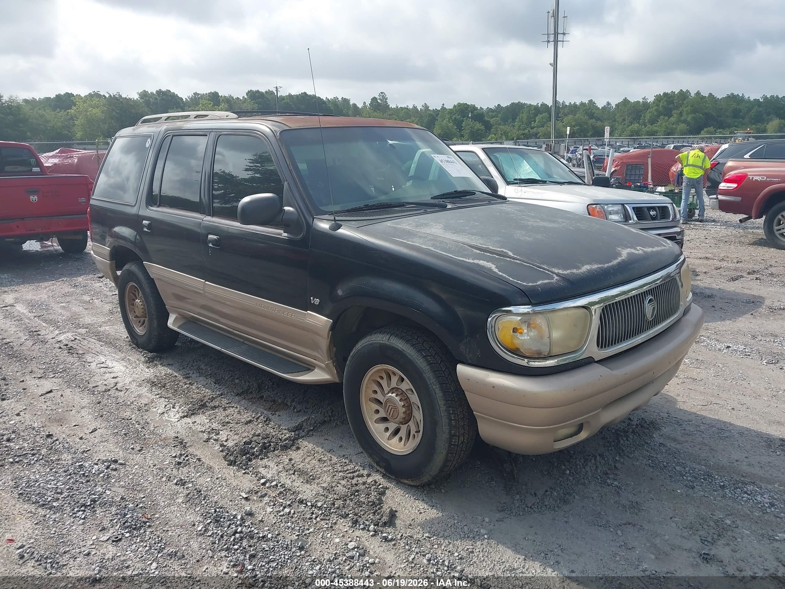 4M2ZU66P1YUJ30869