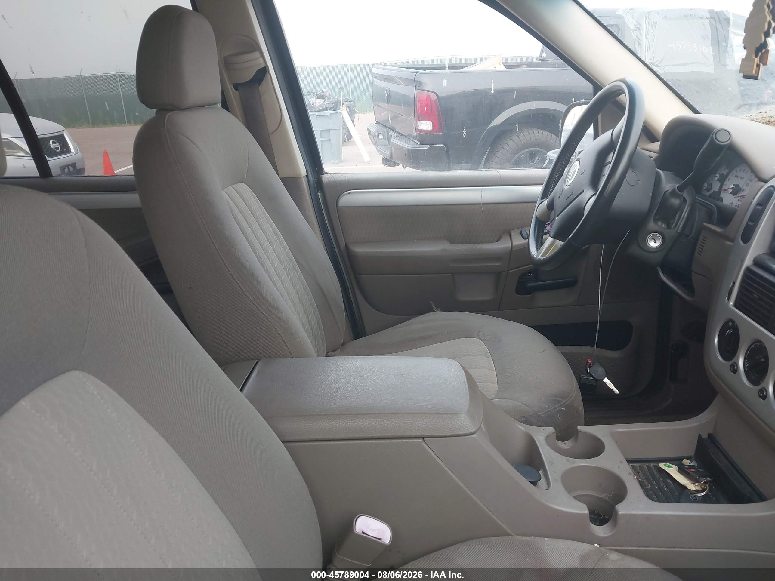 2002 Mercury Mountaineer   Green vin: 4M2ZU86E82ZJ23339