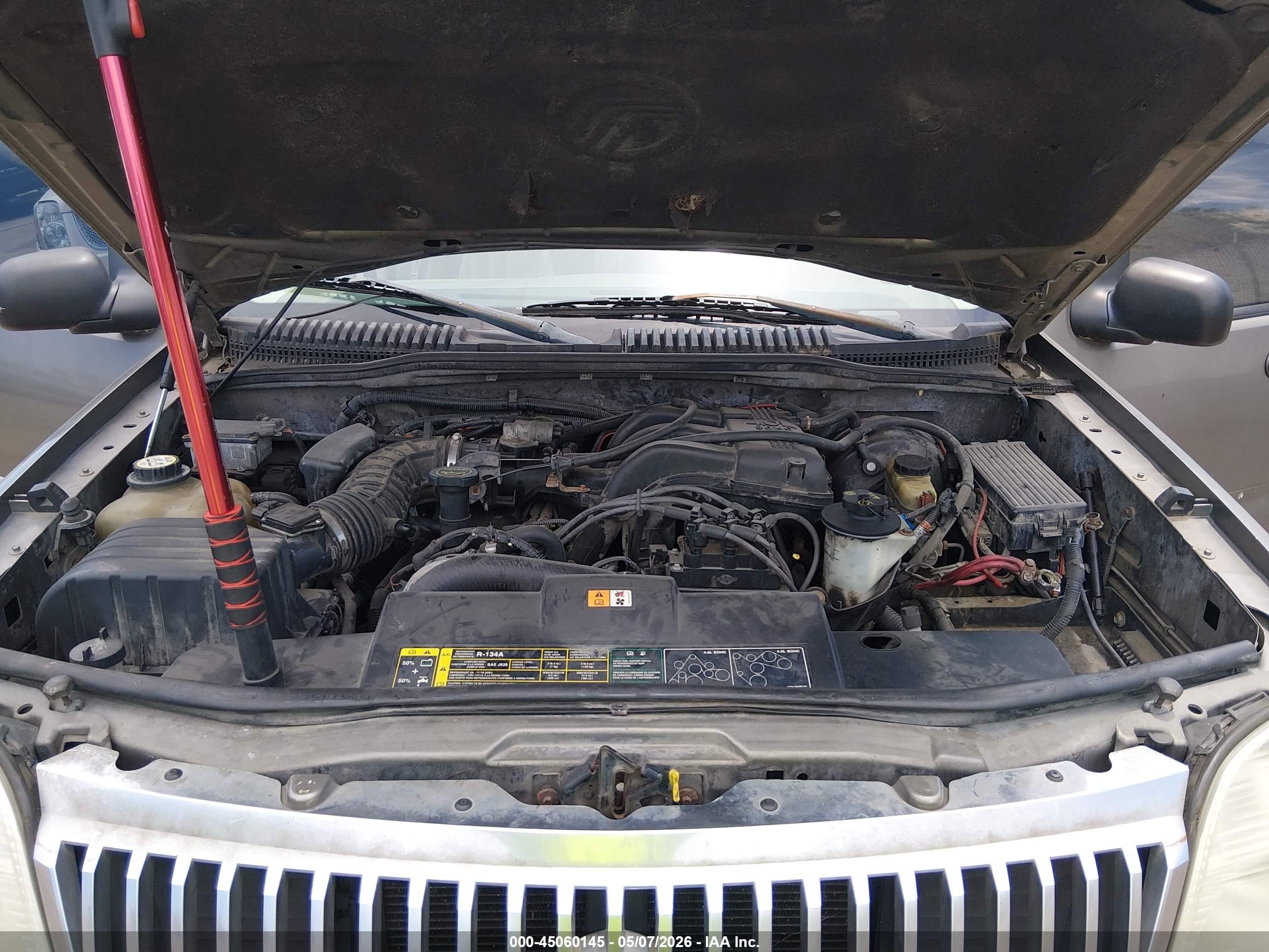 2002 Mercury Mountaineer   Бежевый vin: 4M2ZU86E92ZJ20661