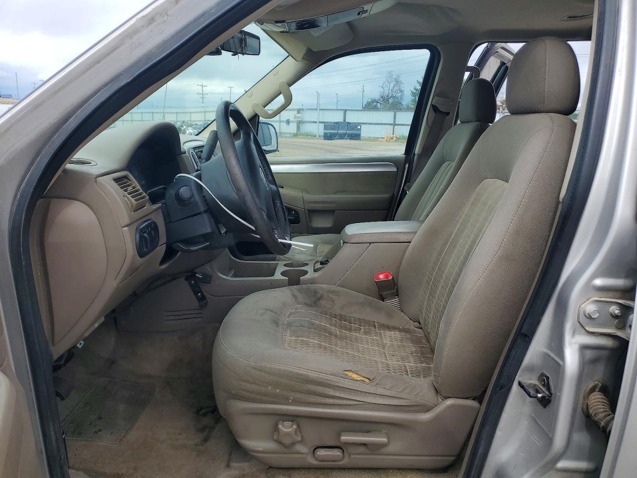 2003 Mercury Mountaineer Silver vin: 4M2ZU86K33UJ16206