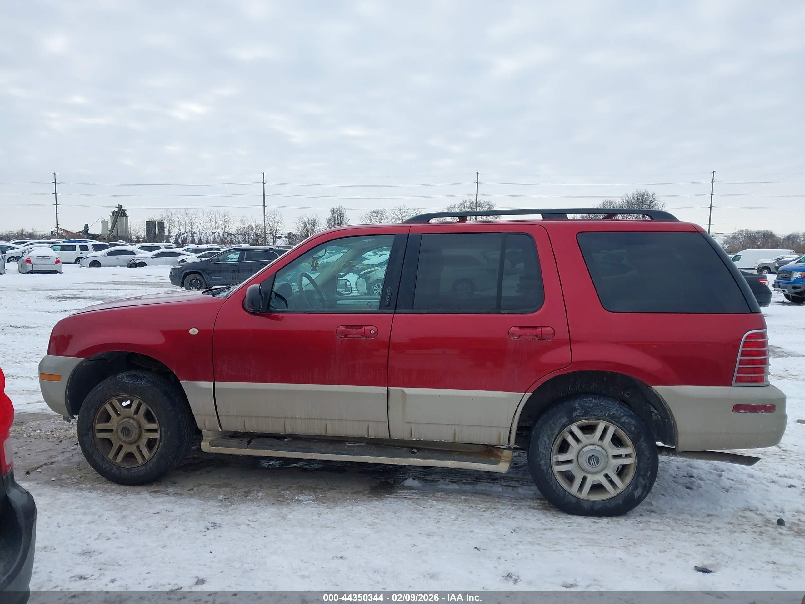 2004 Mercury Mountaineer   Maroon vin: 4M2ZU86K44ZJ39207