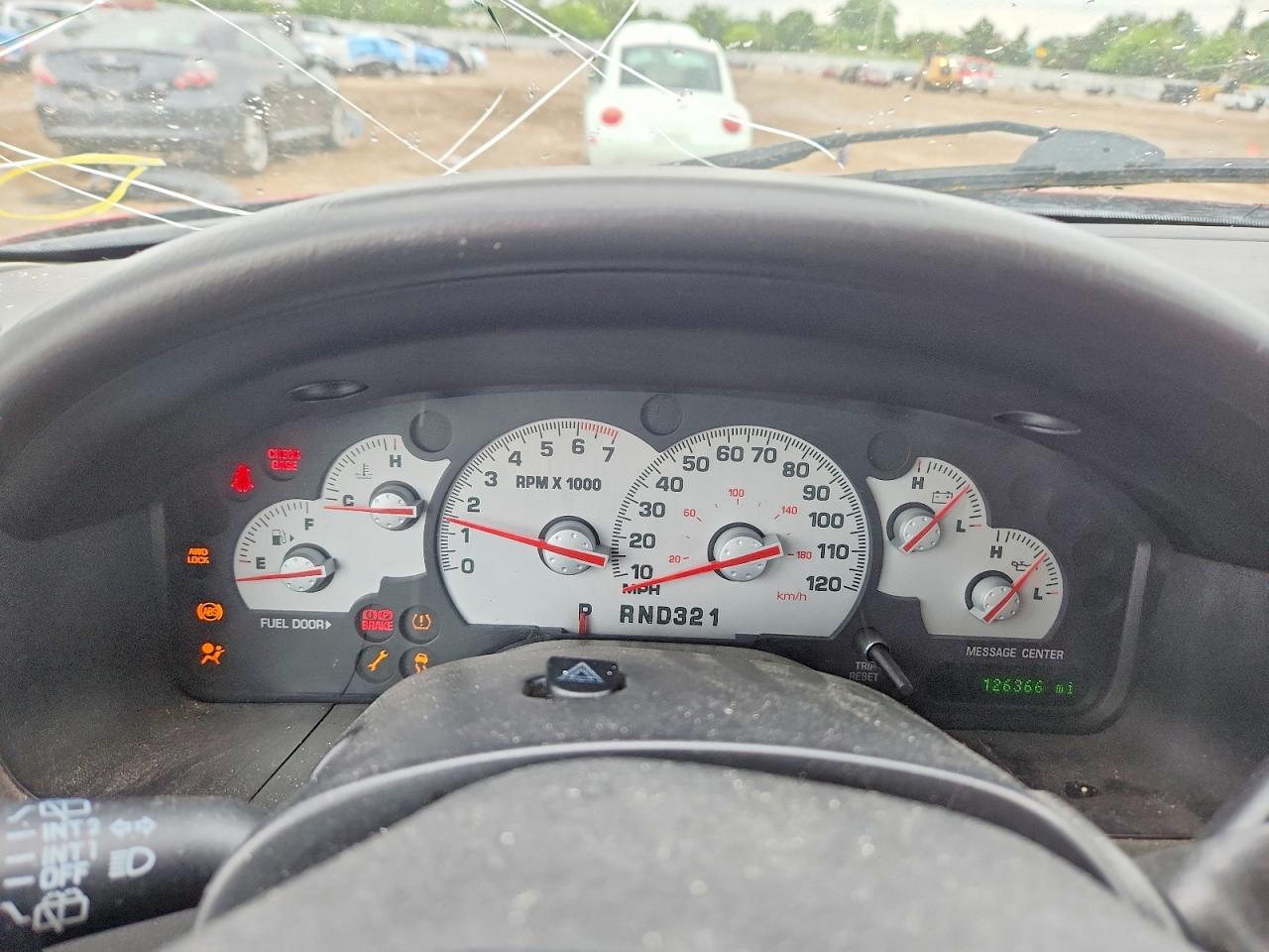 2005 Mercury Mountaineer Red vin: 4M2ZU86K85ZJ20984