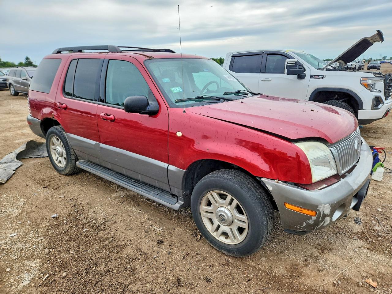 2005 Mercury Mountaineer Red vin: 4M2ZU86K85ZJ20984