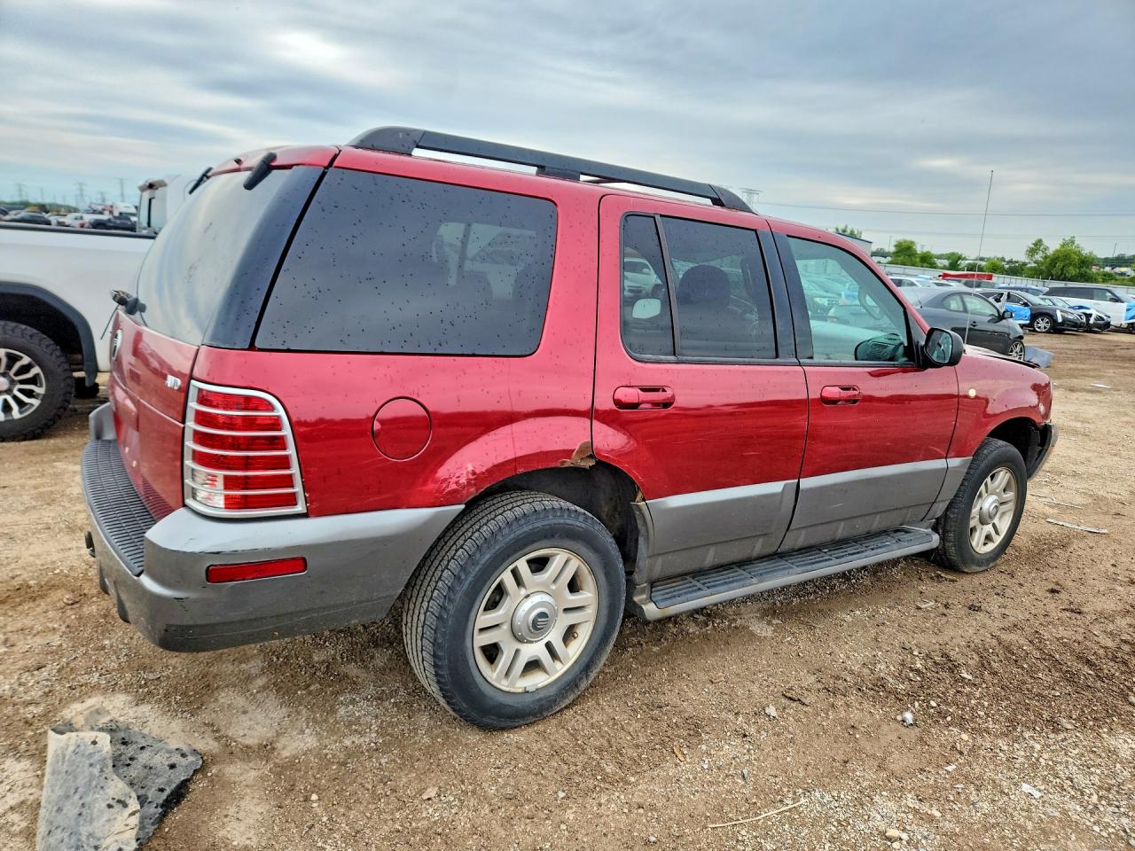 2005 Mercury Mountaineer Red vin: 4M2ZU86K85ZJ20984