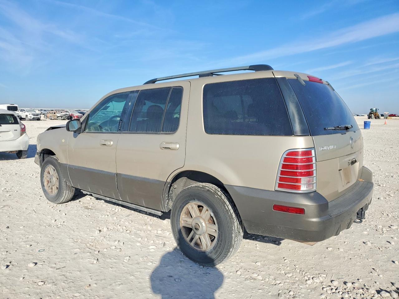 2004 Mercury Mountaineer Tan vin: 4M2ZU86K94UJ18463