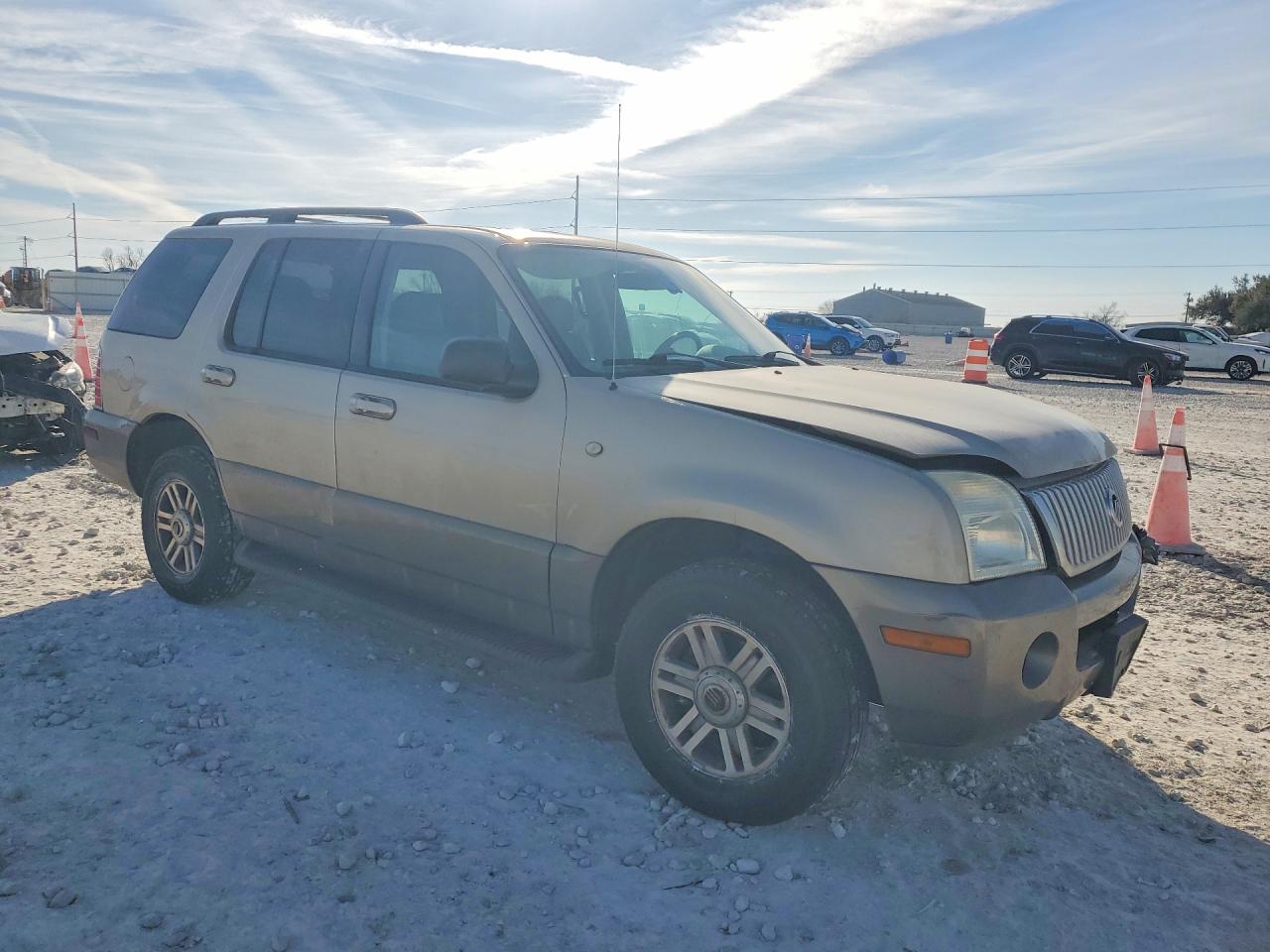 2004 Mercury Mountaineer Tan vin: 4M2ZU86K94UJ18463