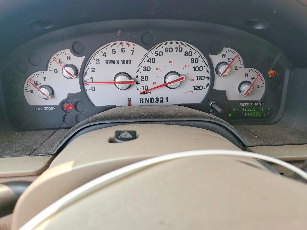 2005 Mercury Mountaineer Gold vin: 4M2ZU86K95ZJ09458