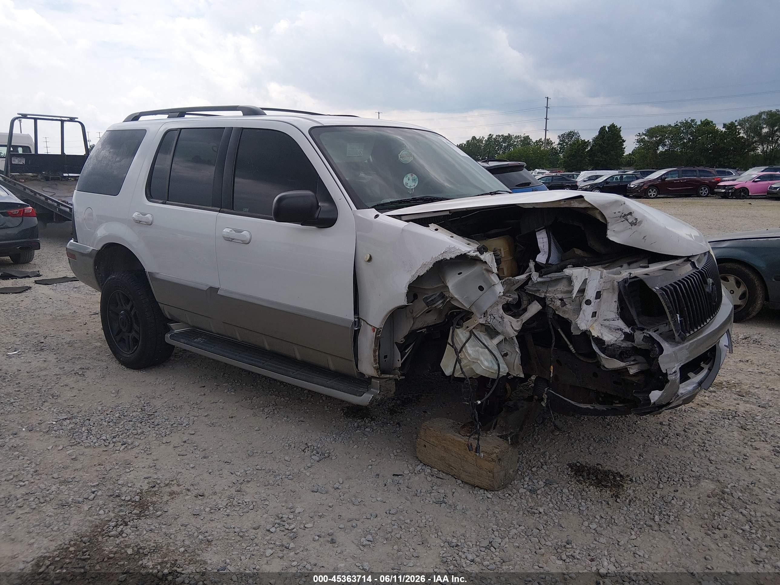 2003 Mercury Mountaineer   White vin: 4M2ZU86KX3UJ11214