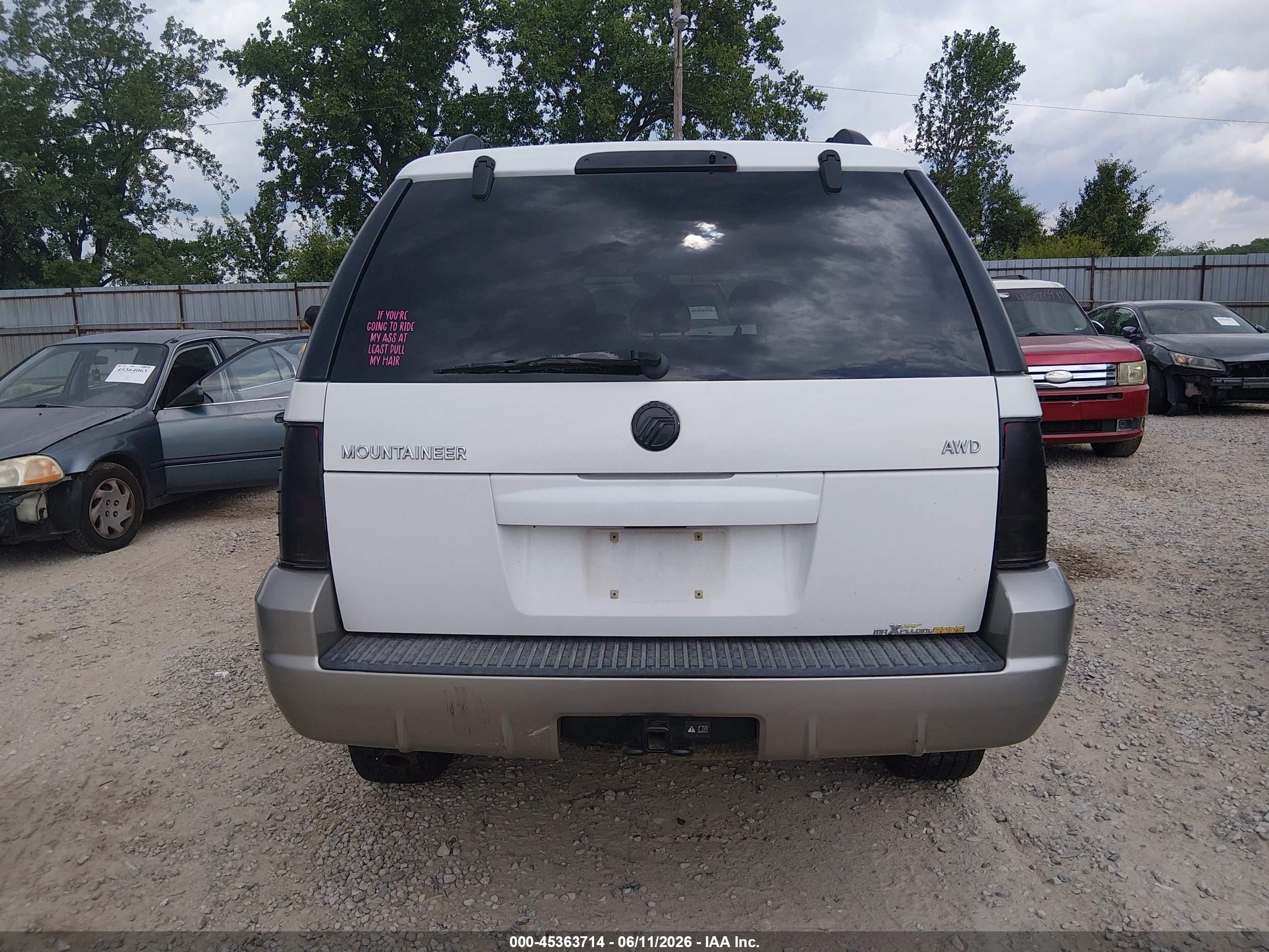 2003 Mercury Mountaineer   White vin: 4M2ZU86KX3UJ11214