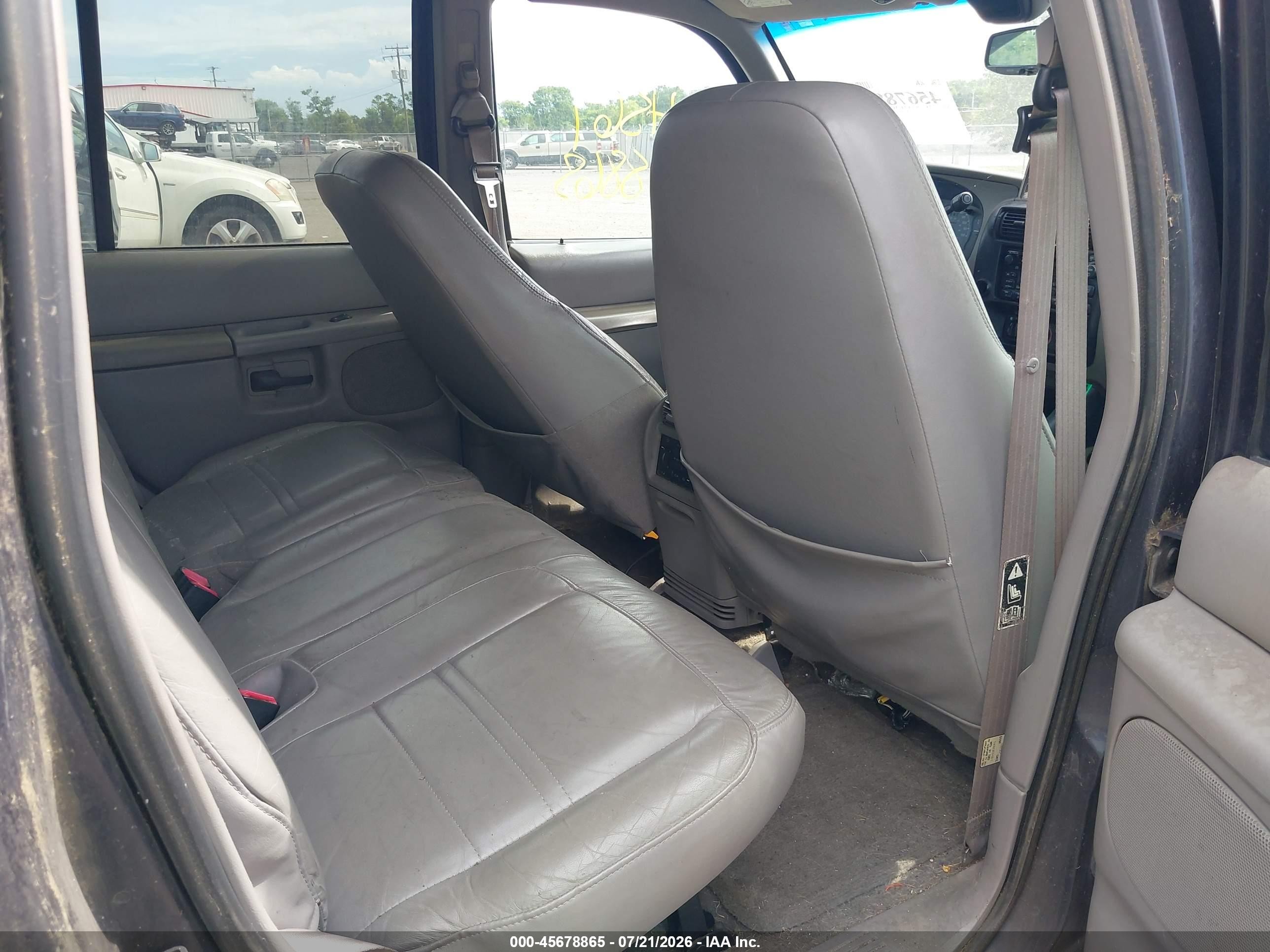 2000 Mercury Mountaineer Blue vin: 4M2ZU86P1YUJ46291