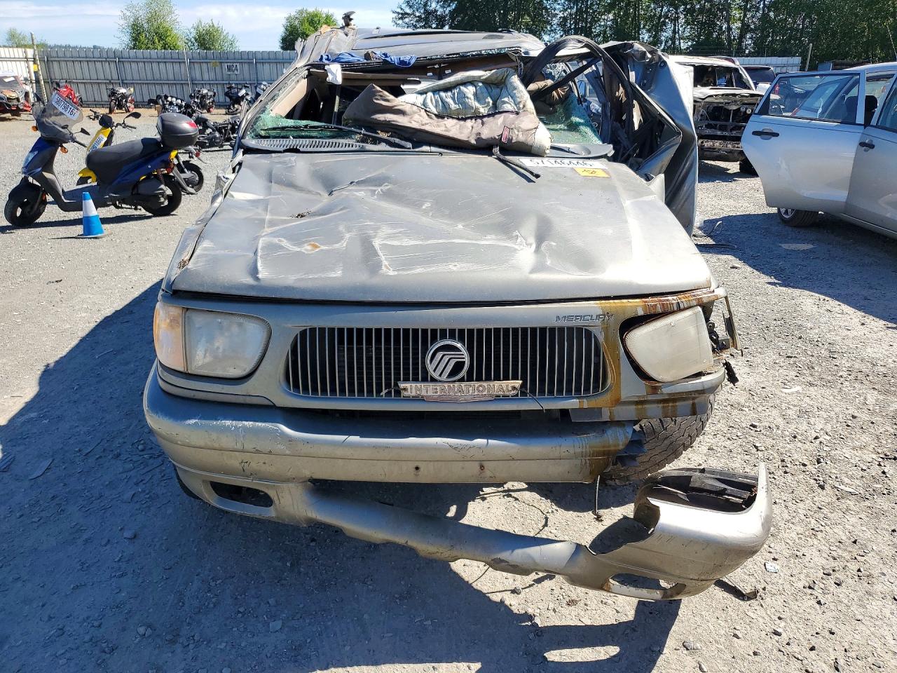 2000 Mercury Mountaineer Gray vin: 4M2ZU86P3YUJ28178