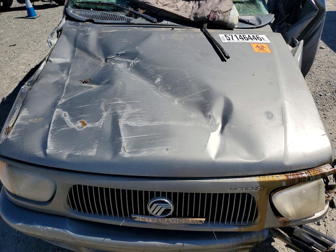 2000 Mercury Mountaineer Gray vin: 4M2ZU86P3YUJ28178
