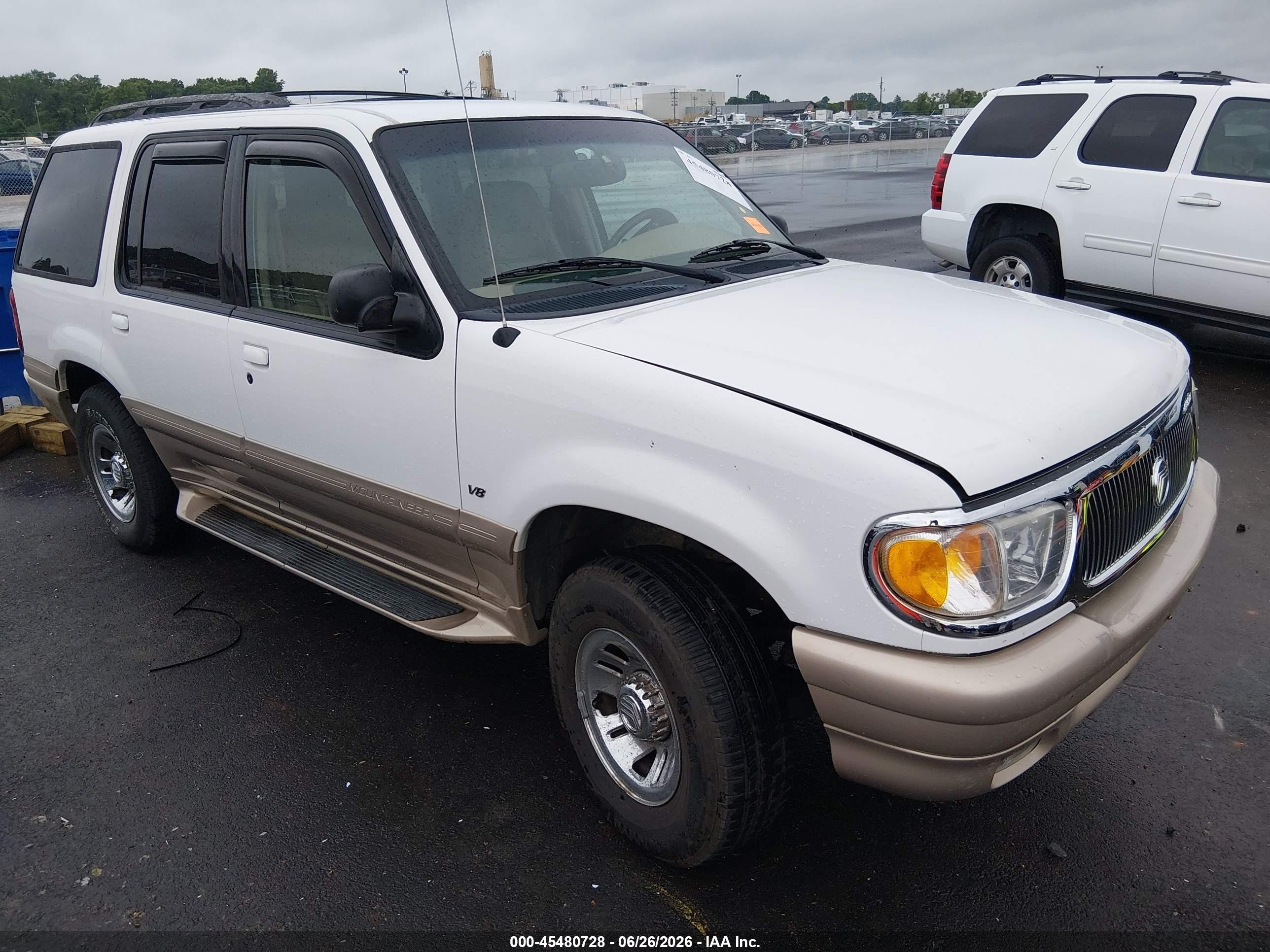 4M2ZU86P4YUJ13320