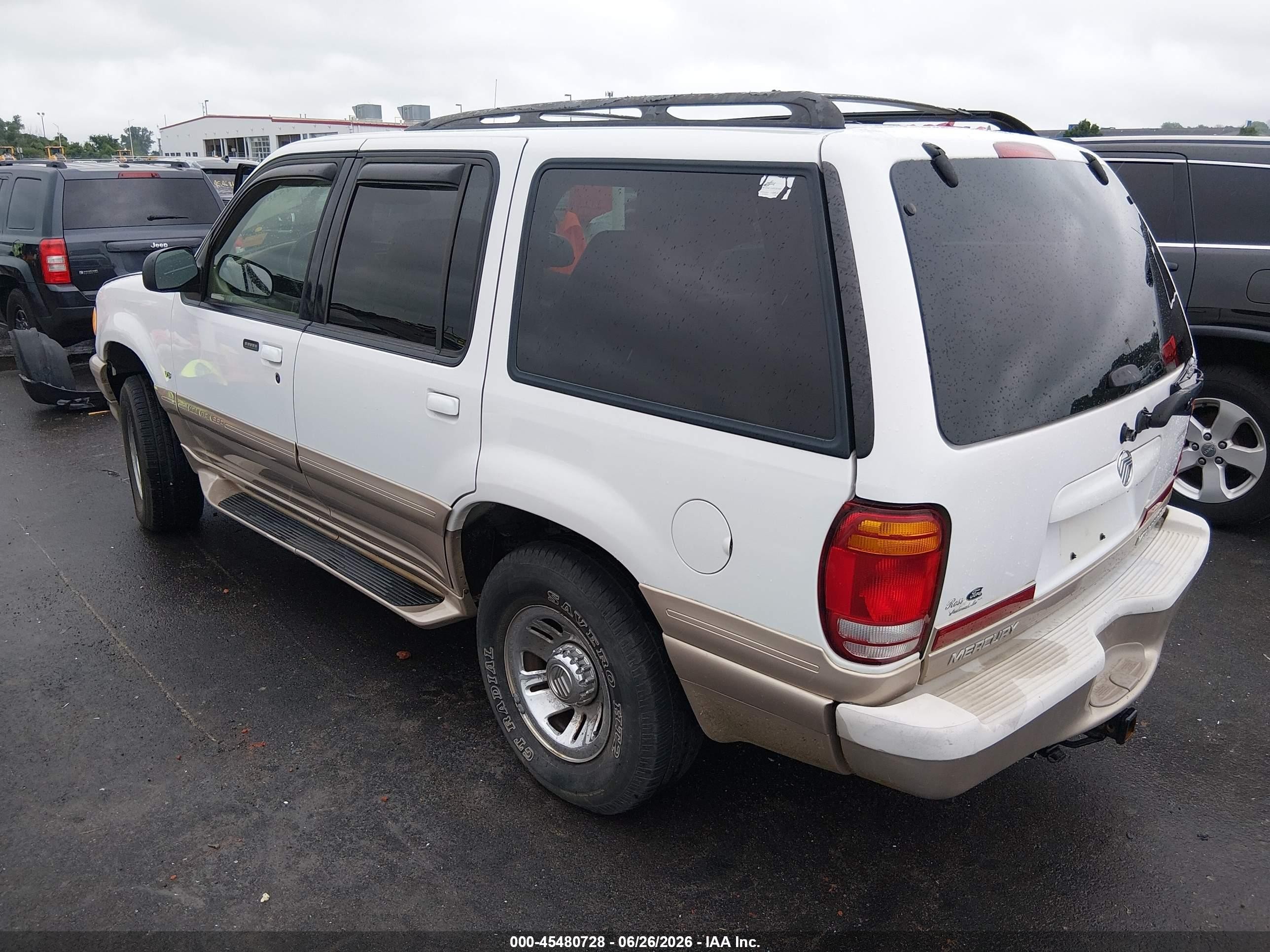 2000 Mercury Mountaineer   White vin: 4M2ZU86P4YUJ13320