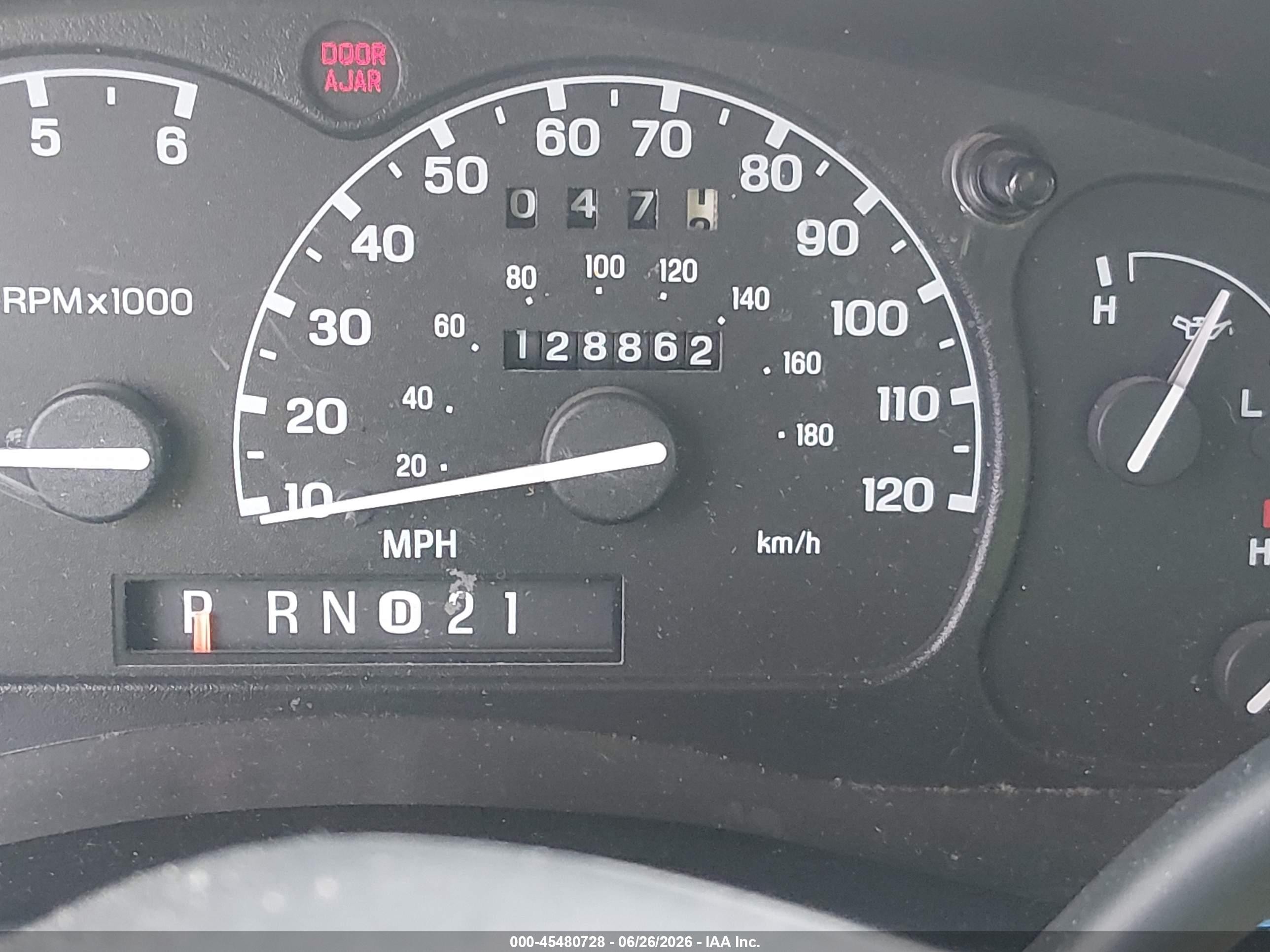 2000 Mercury Mountaineer   White vin: 4M2ZU86P4YUJ13320