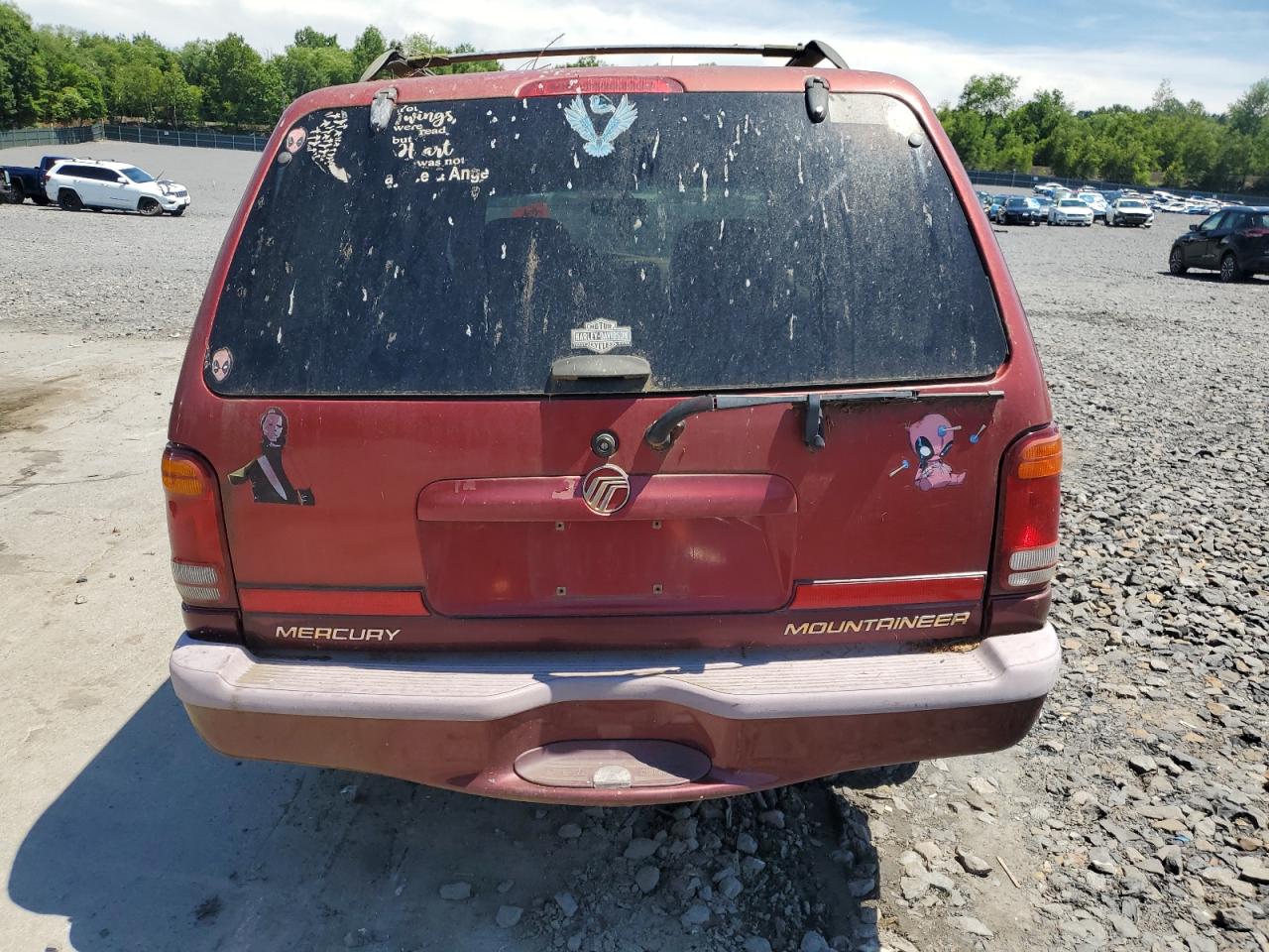 2001 Mercury Mountaineer Maroon vin: 4M2ZU86P81UJ06330