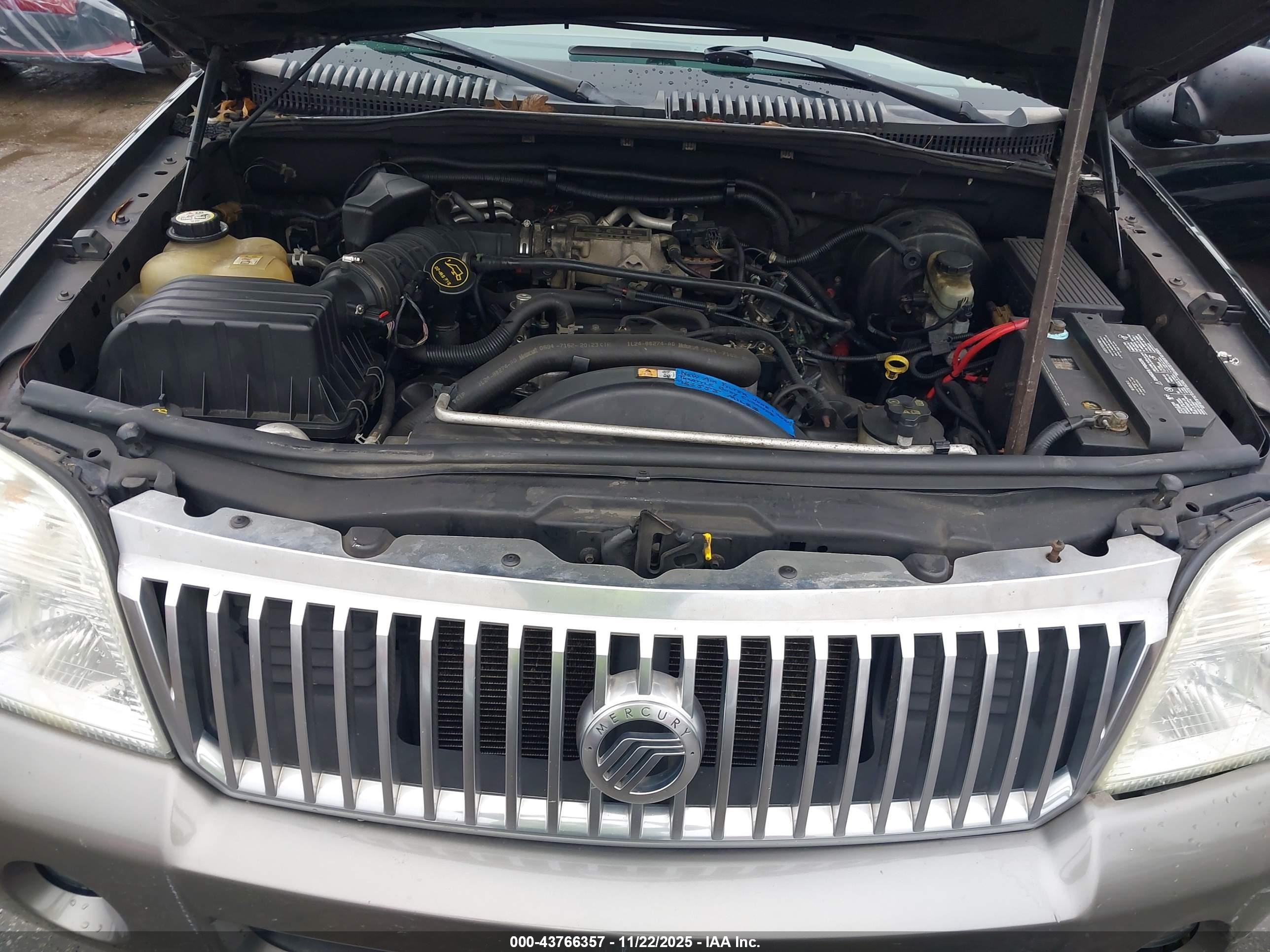 2004 Mercury Mountaineer   Black vin: 4M2ZU86W24UJ17710