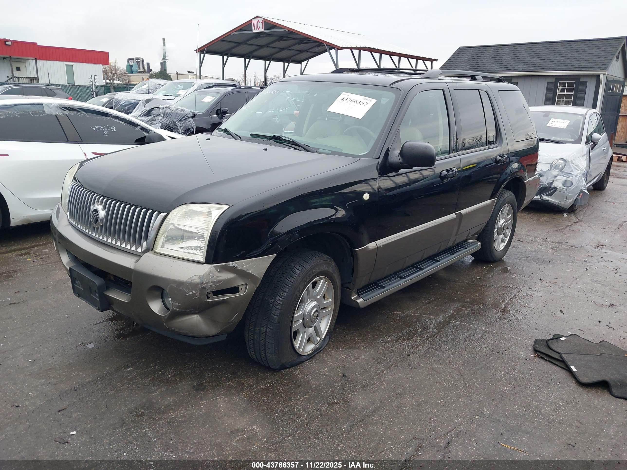 2004 Mercury Mountaineer   Black vin: 4M2ZU86W24UJ17710