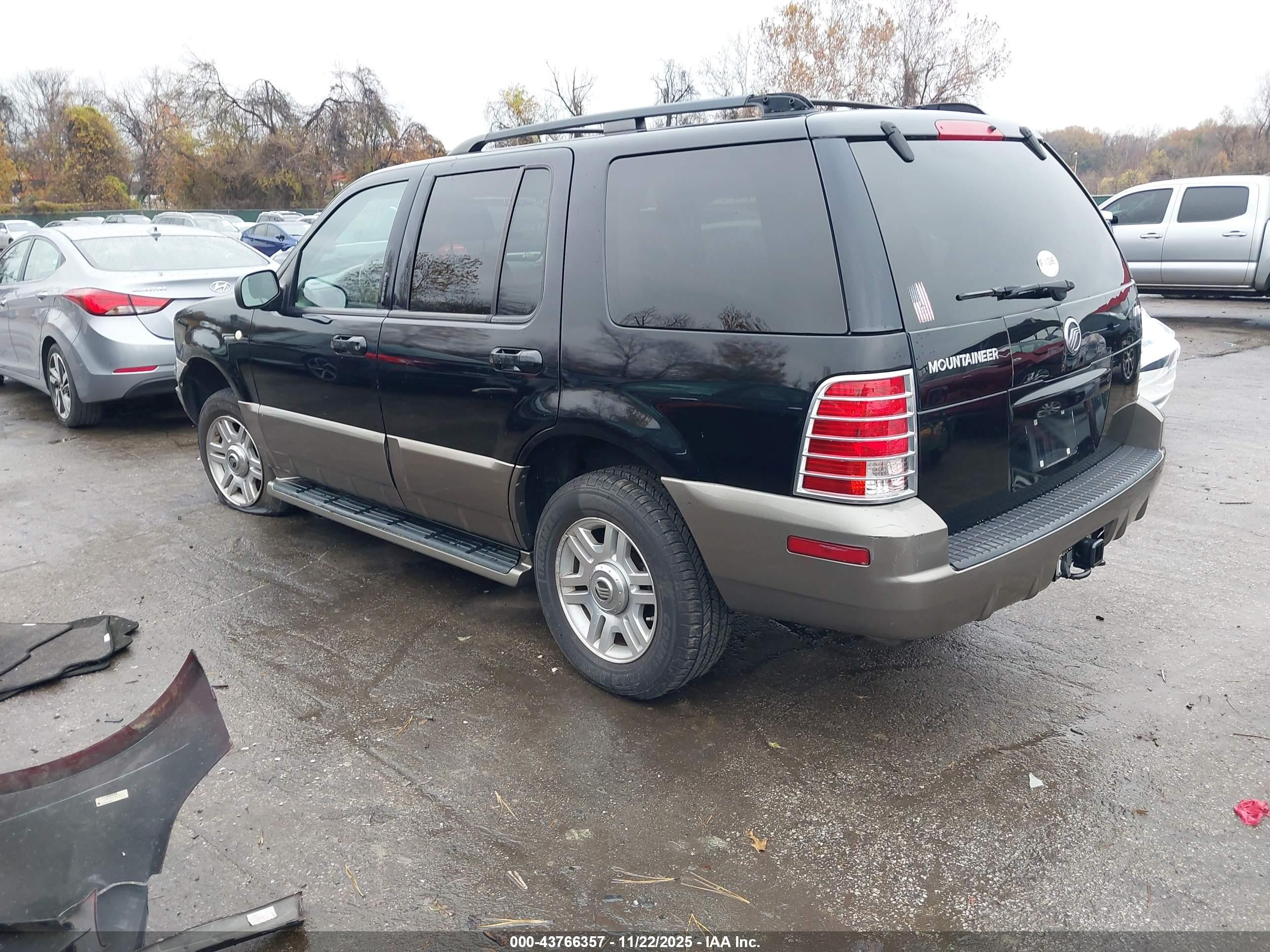2004 Mercury Mountaineer   Black vin: 4M2ZU86W24UJ17710