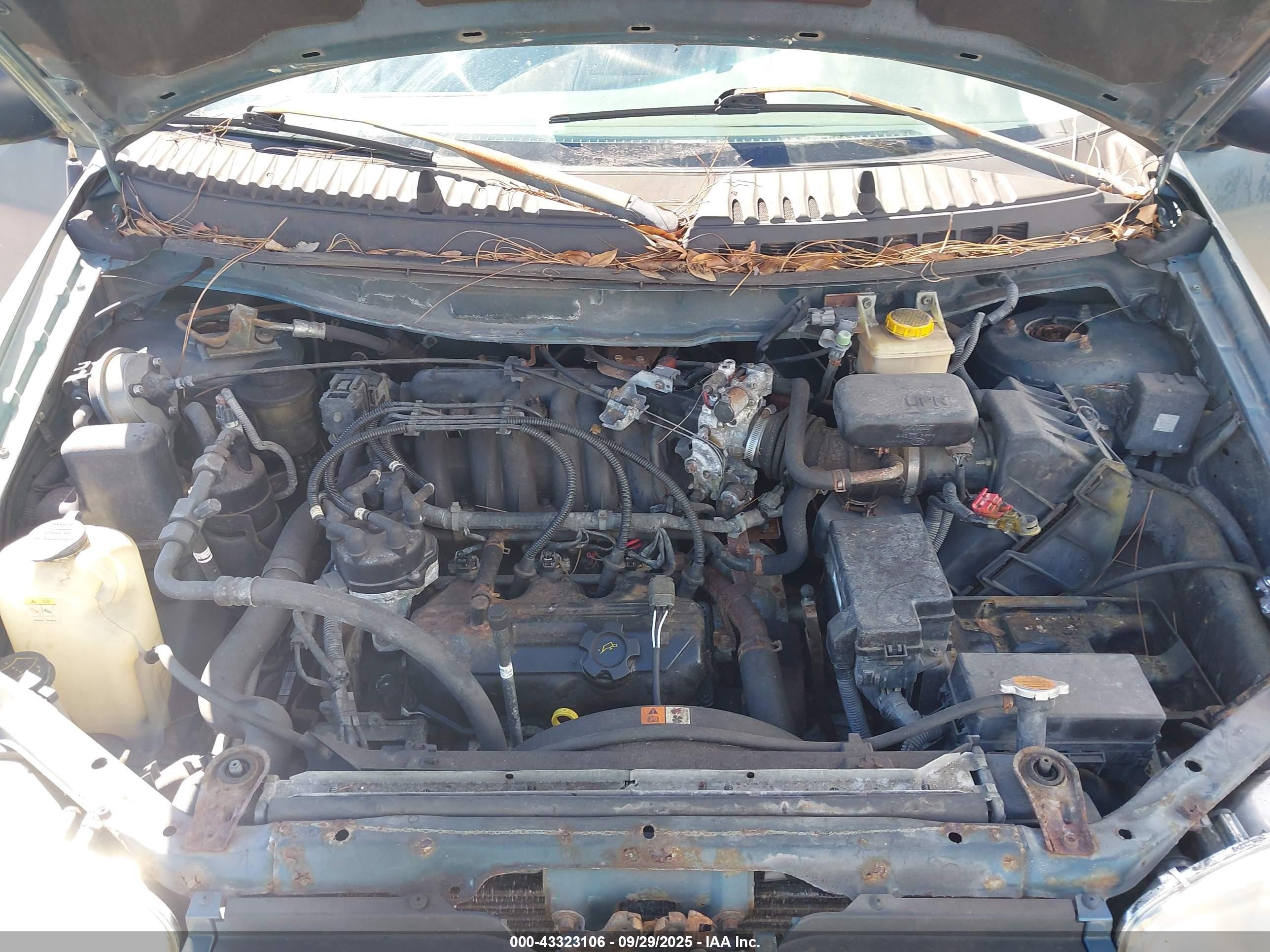 2001 Mercury Villager   Blue vin: 4M2ZV11T21DJ07904