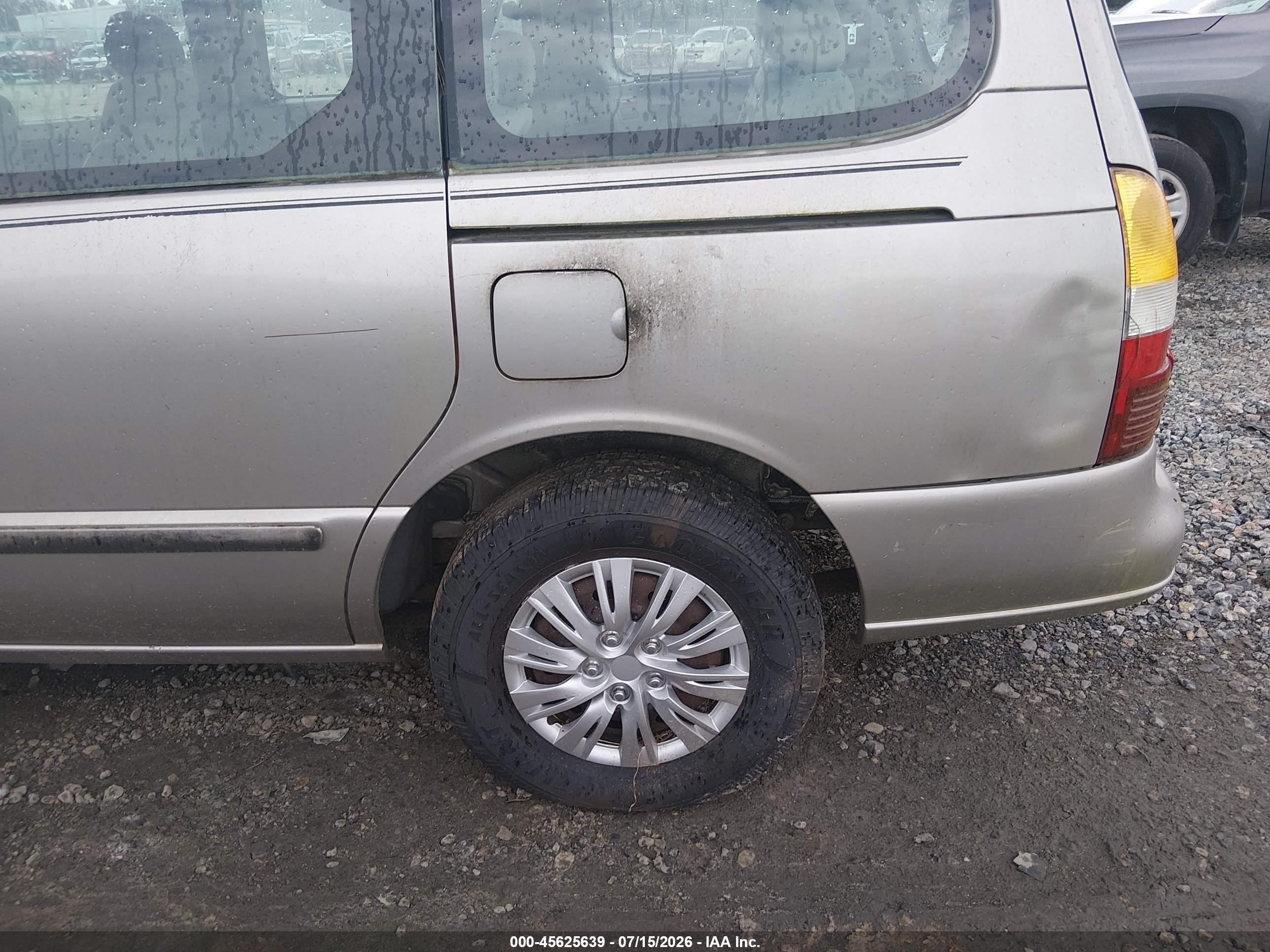 2002 Mercury Villager Value Бежевый vin: 4M2ZV11T72DJ03851